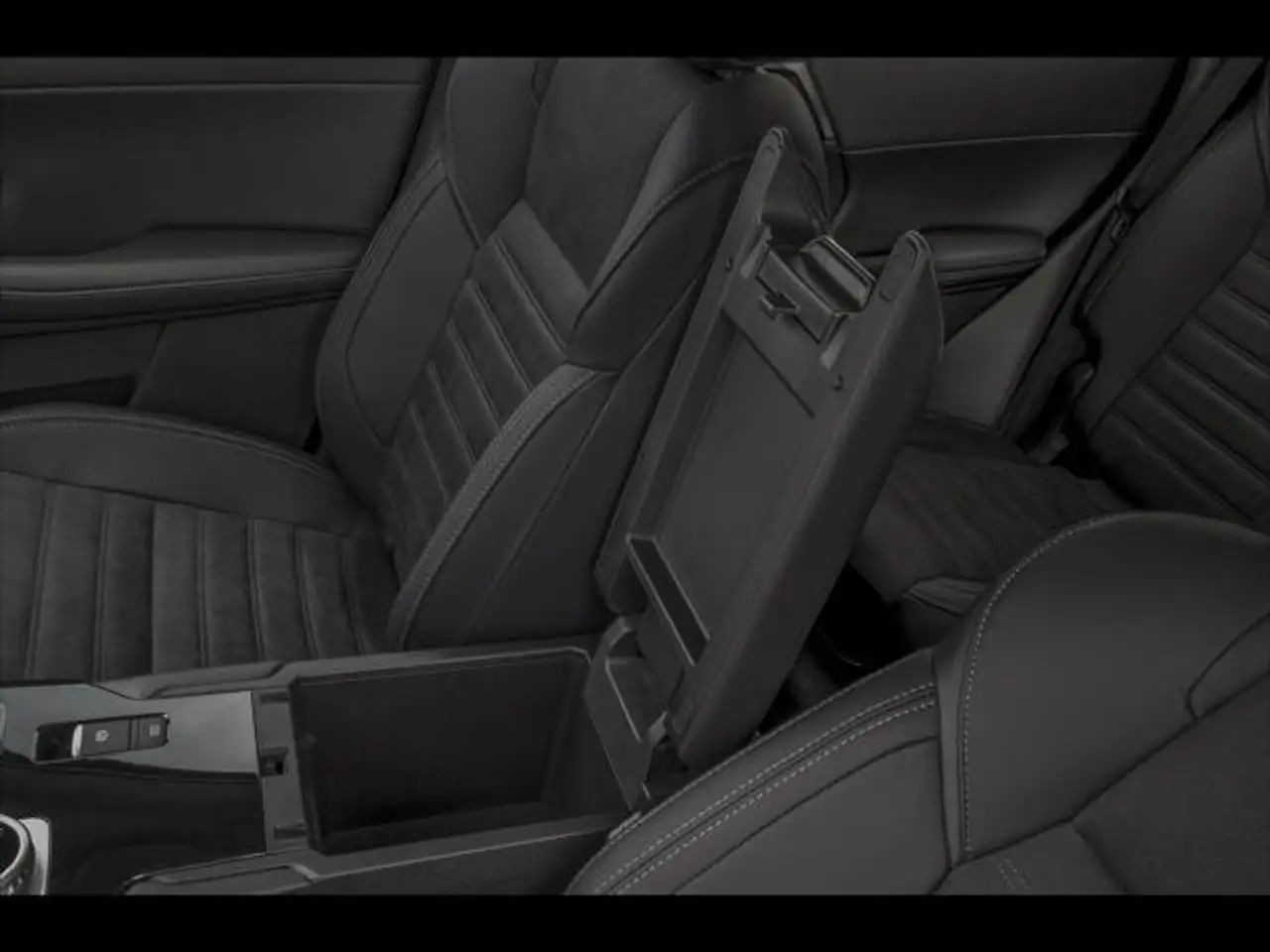 Mitsubishi Outlander снимка Mitsubishi Outlander