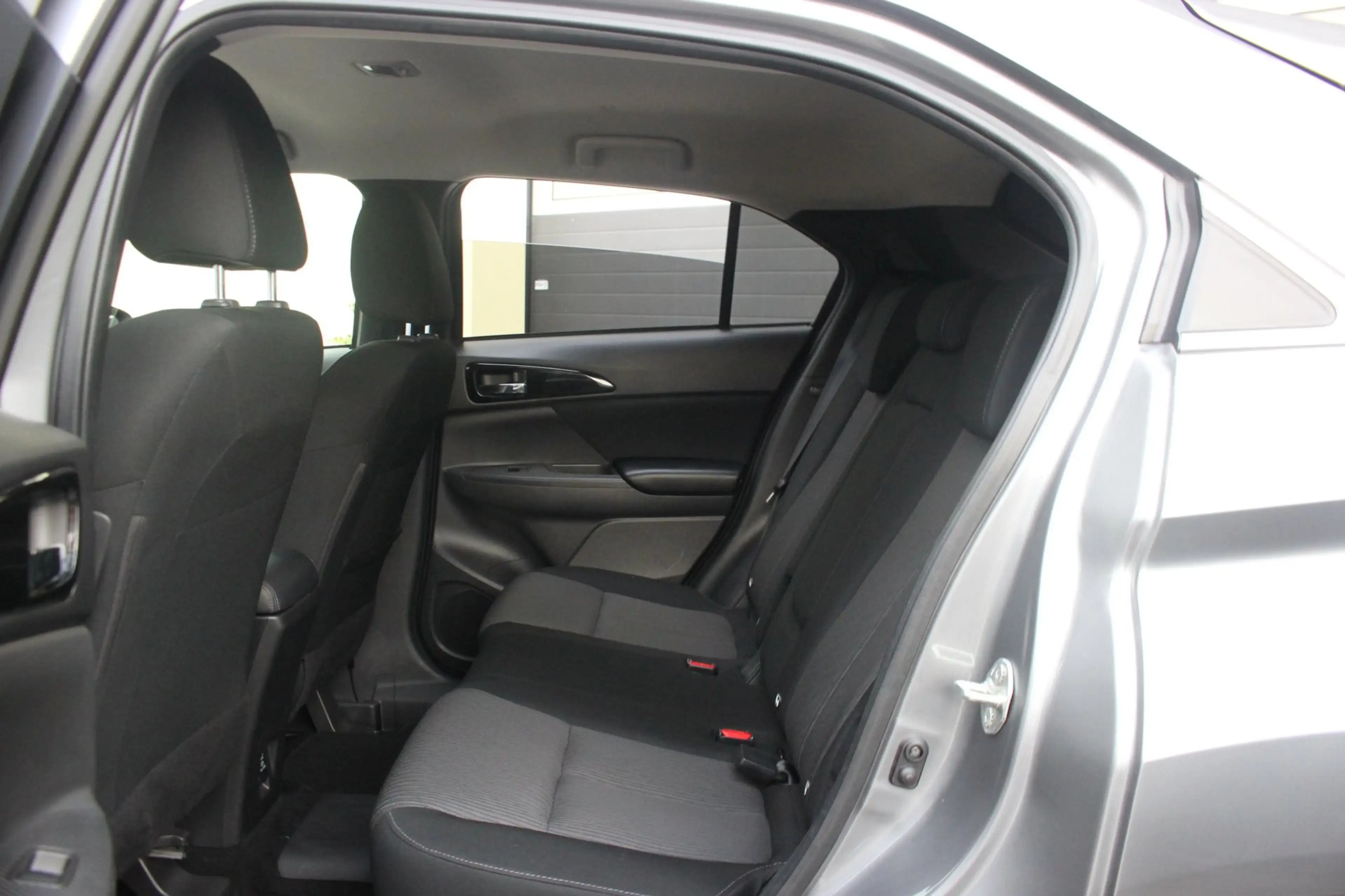 Mitsubishi Eclipse Cross 2.4 PHEV Intense | Trekhaak | Camera | — photo 10