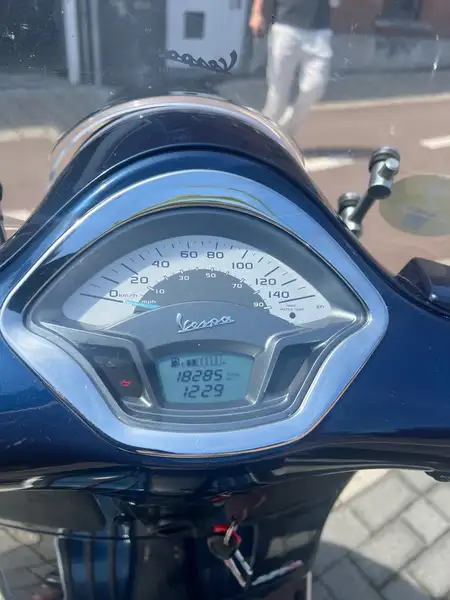 Piaggio GTS 250 - foto 3
