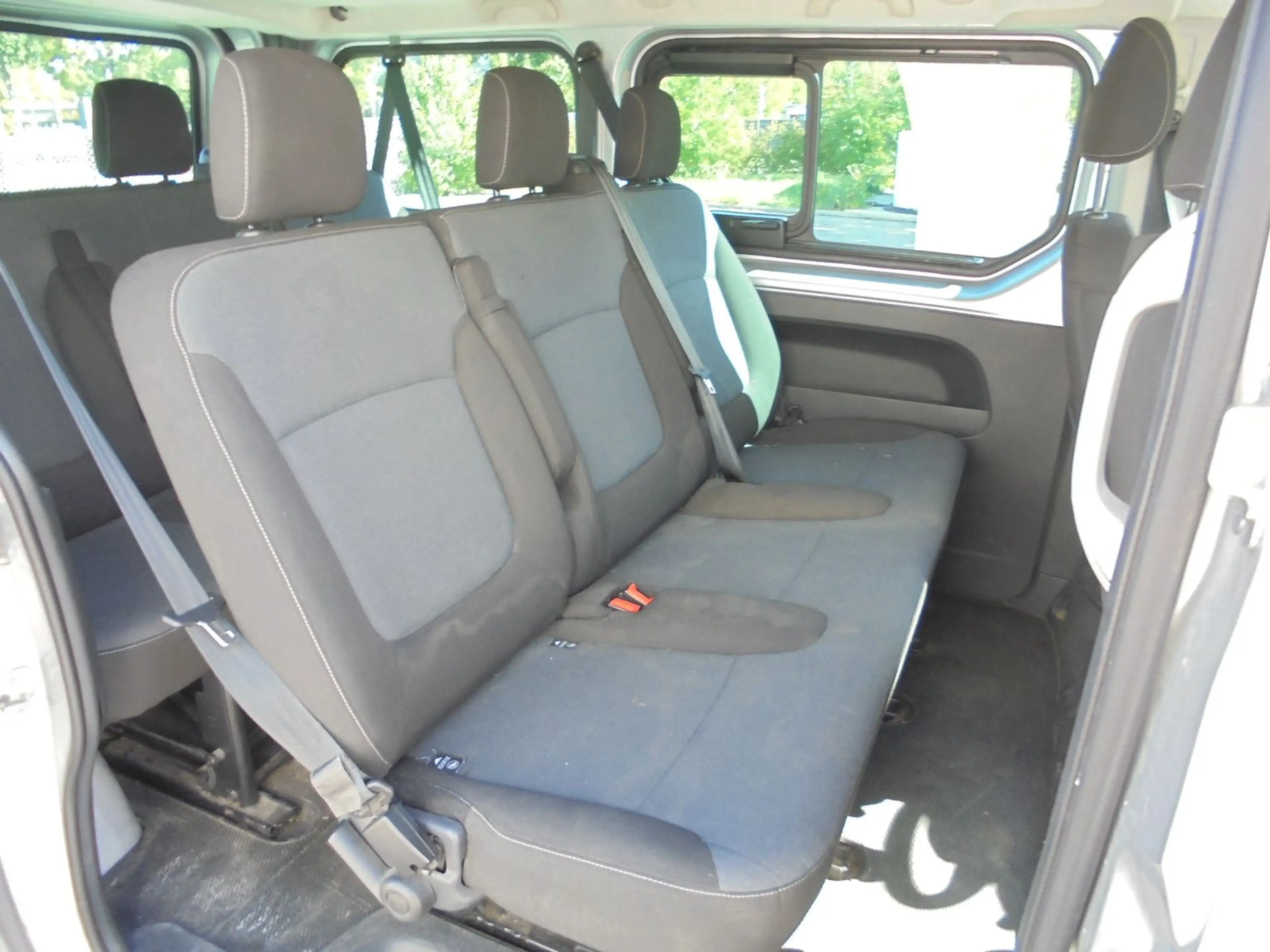 Fiat Talento Kombi L1H1 1,2t Family~147000 Km~8 Sitze — photo 11
