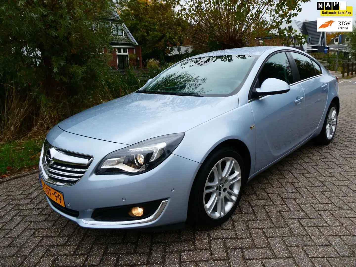 Opel Insignia 1.4 Turbo 140pk 5-deurs 143.000km Clima Navi LED P Grijs - 1