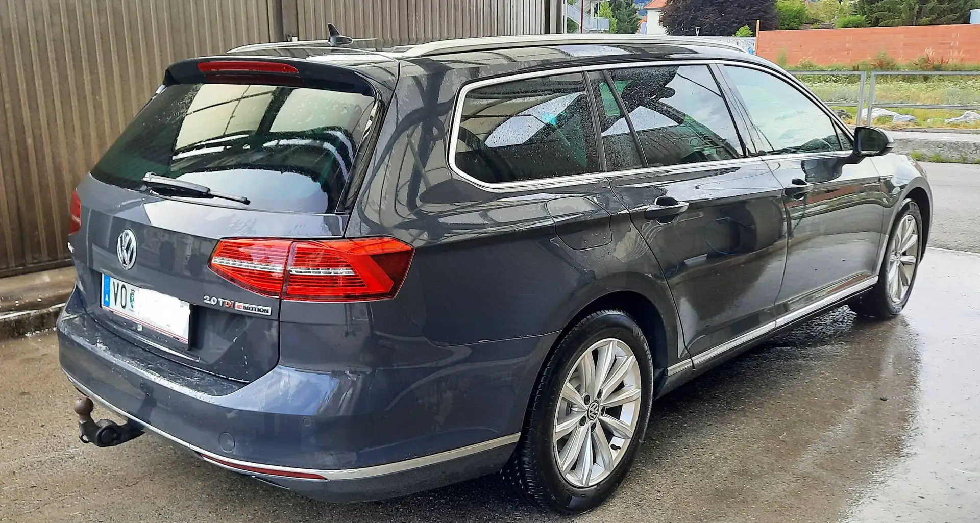 Volkswagen Passat Variant, 4 Motion, Highline Grau - 2