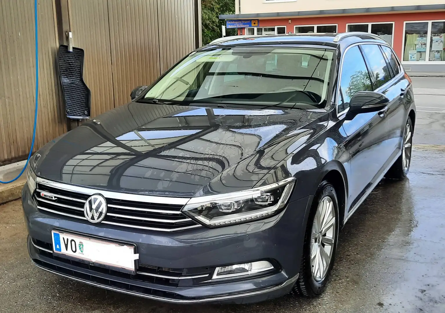 Volkswagen Passat Variant, 4 Motion, Highline Grau - 1