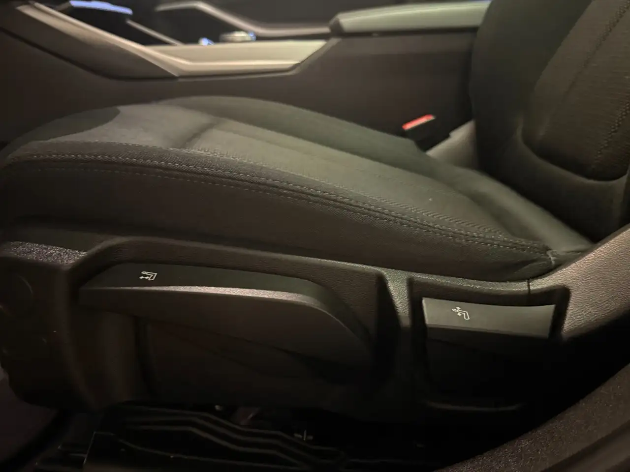BMW 3 Series d Touring mhev 48V auto, миниатюра 22