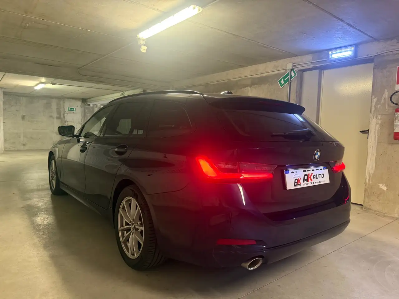 BMW 3 Series d Touring mhev 48V auto, миниатюра 2