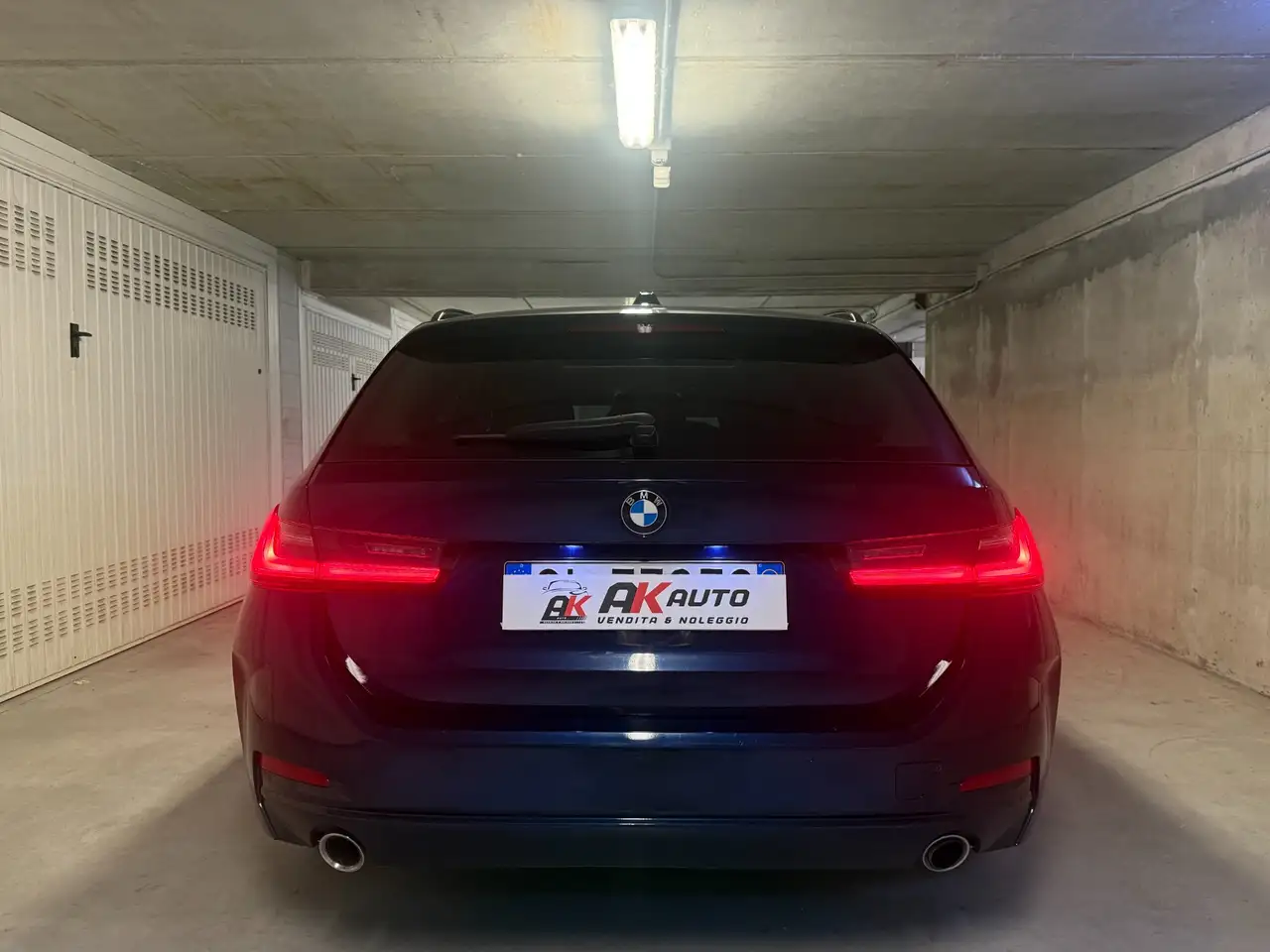 BMW 3 Series d Touring mhev 48V auto, миниатюра 3
