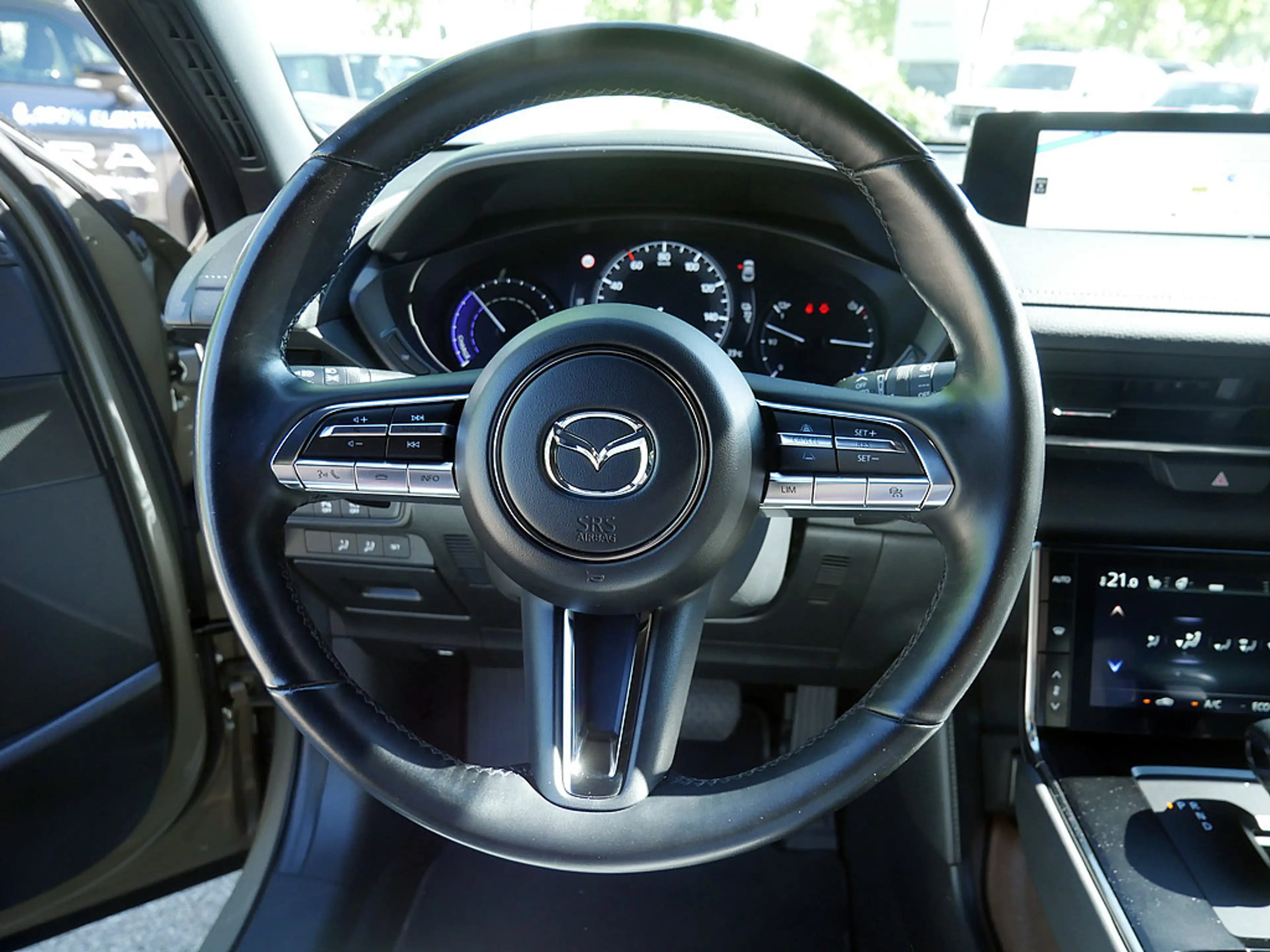 Mazda MX-30 e-SKYACTIV EV Makoto ACC HUD MATRIX-LED — photo 11
