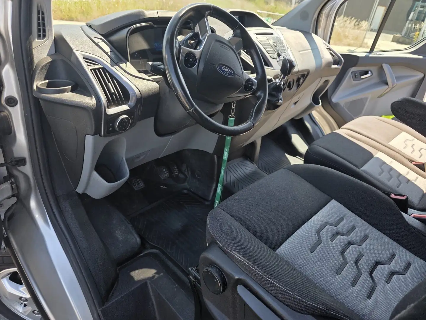 Ford Transit Custom Transporter Silber - 2