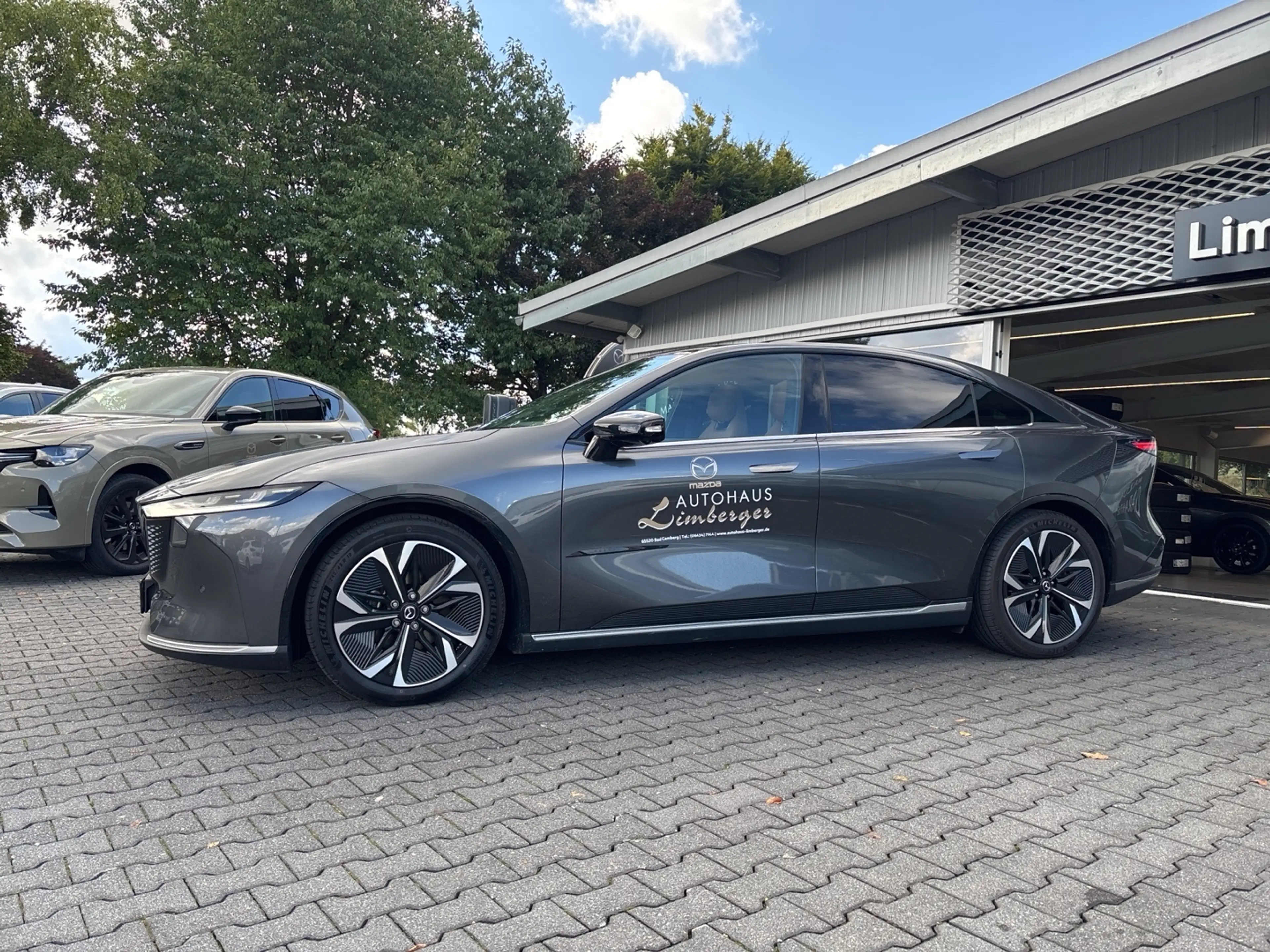 Mazda 6e 5HB EV 258ps 1AT RWD Takumi Plus — photo 2