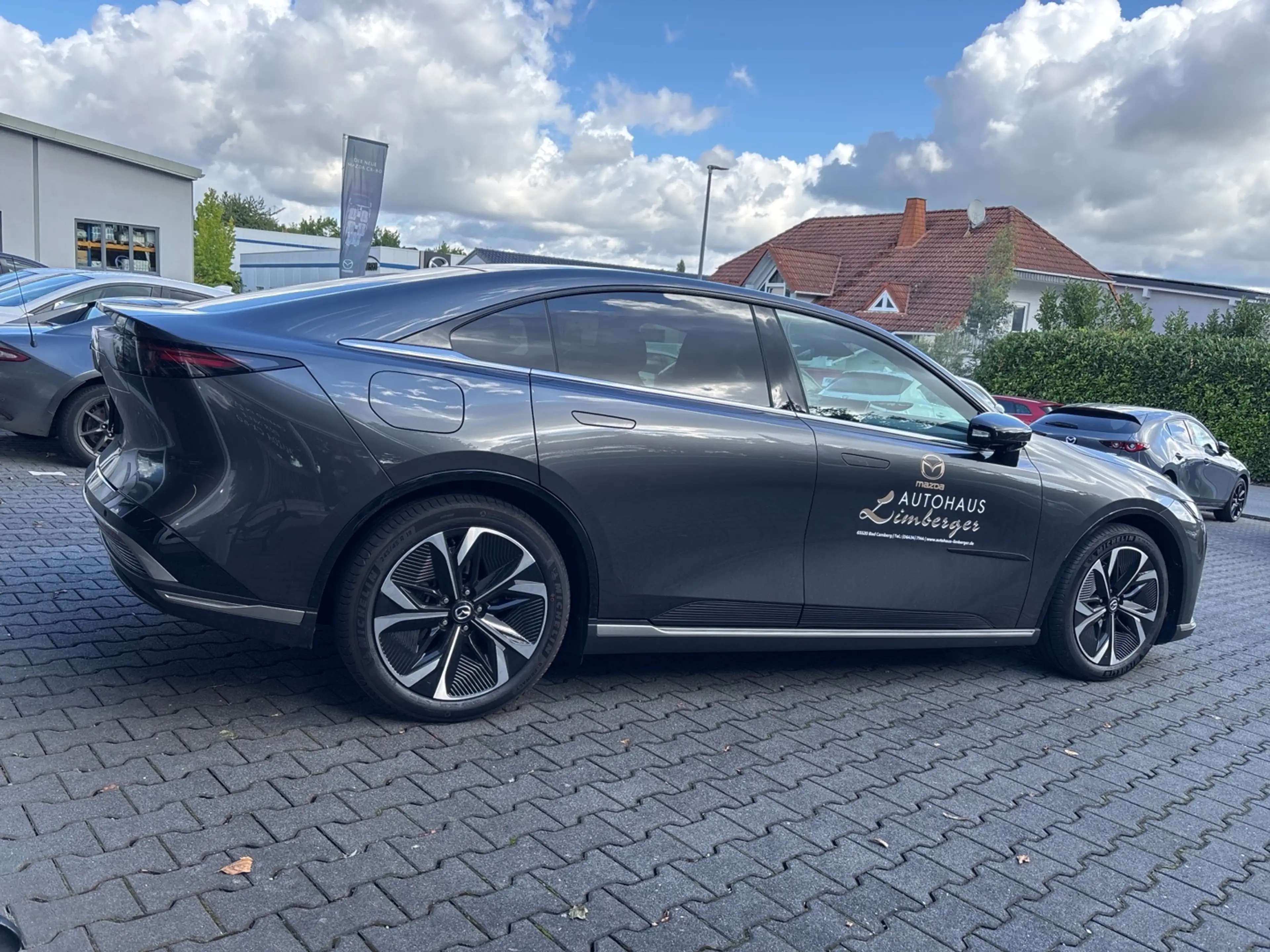 Mazda 6e 5HB EV 258ps 1AT RWD Takumi Plus — photo 6