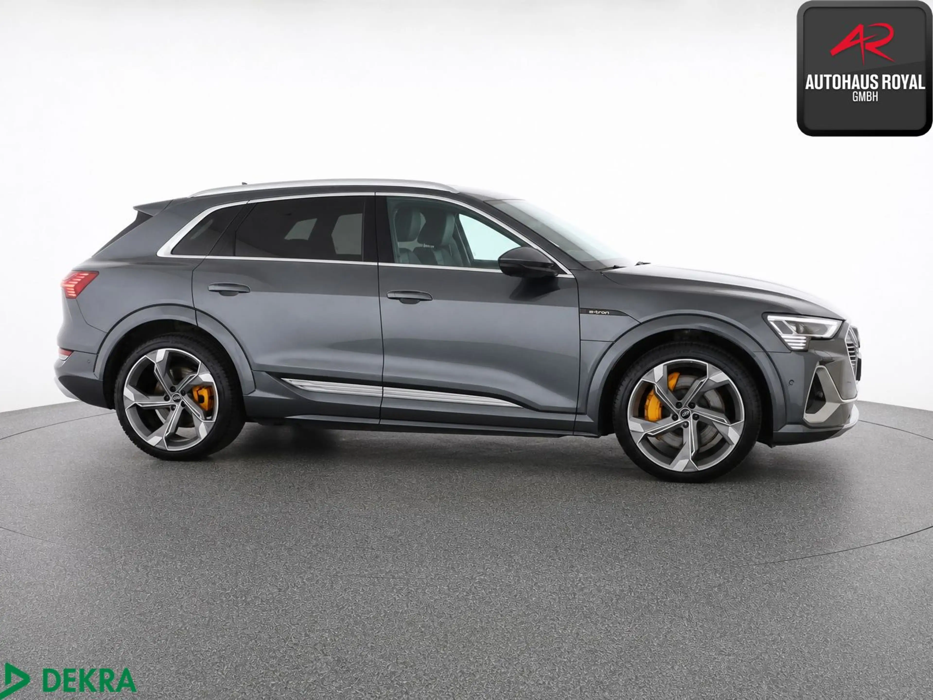 Audi e-tron S qu S-SITZE,NACHTSICHT,HUD,360°,B+O,22Z. — photo 6