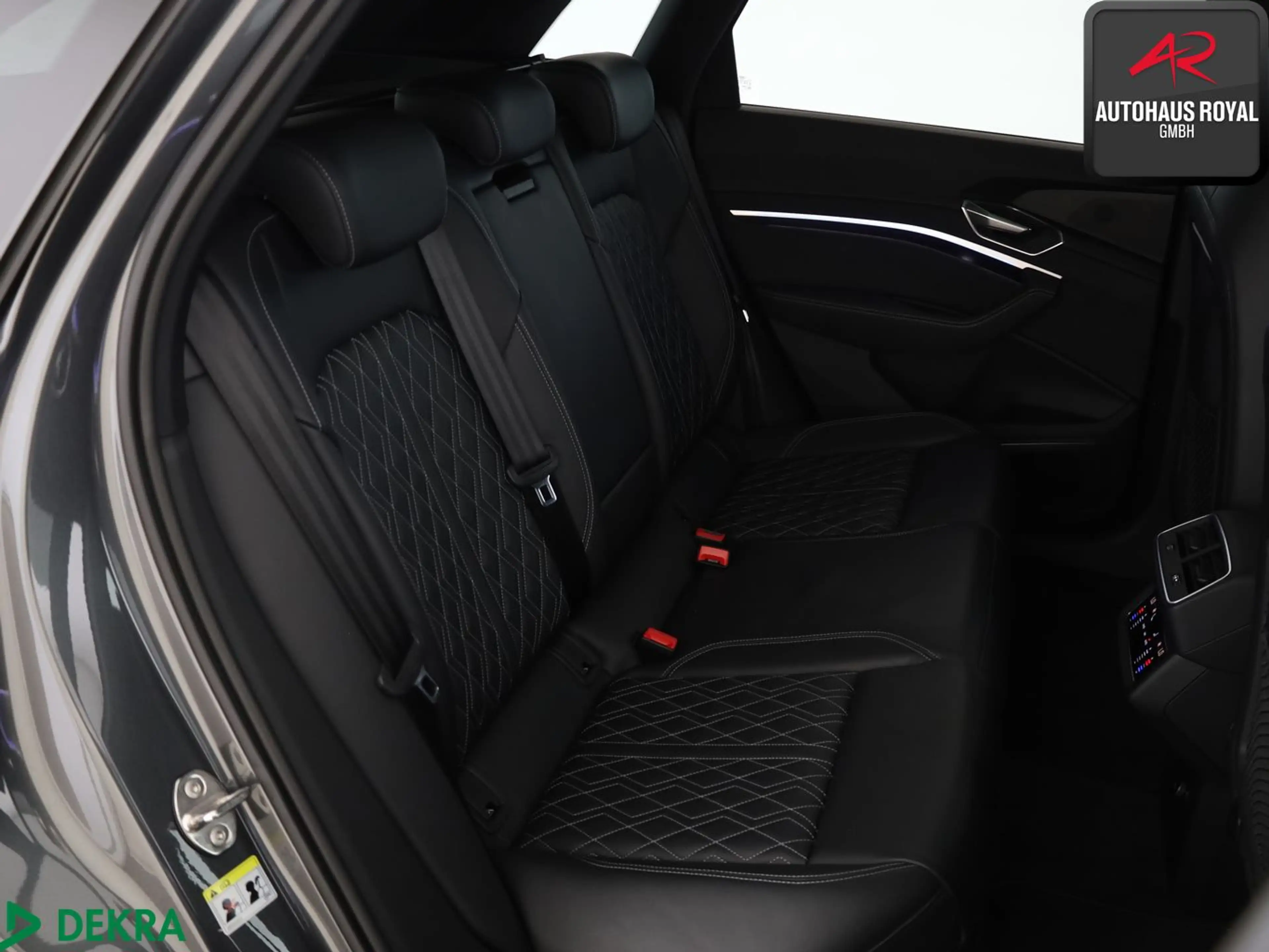 Audi e-tron S qu S-SITZE,NACHTSICHT,HUD,360°,B+O,22Z. — photo 13
