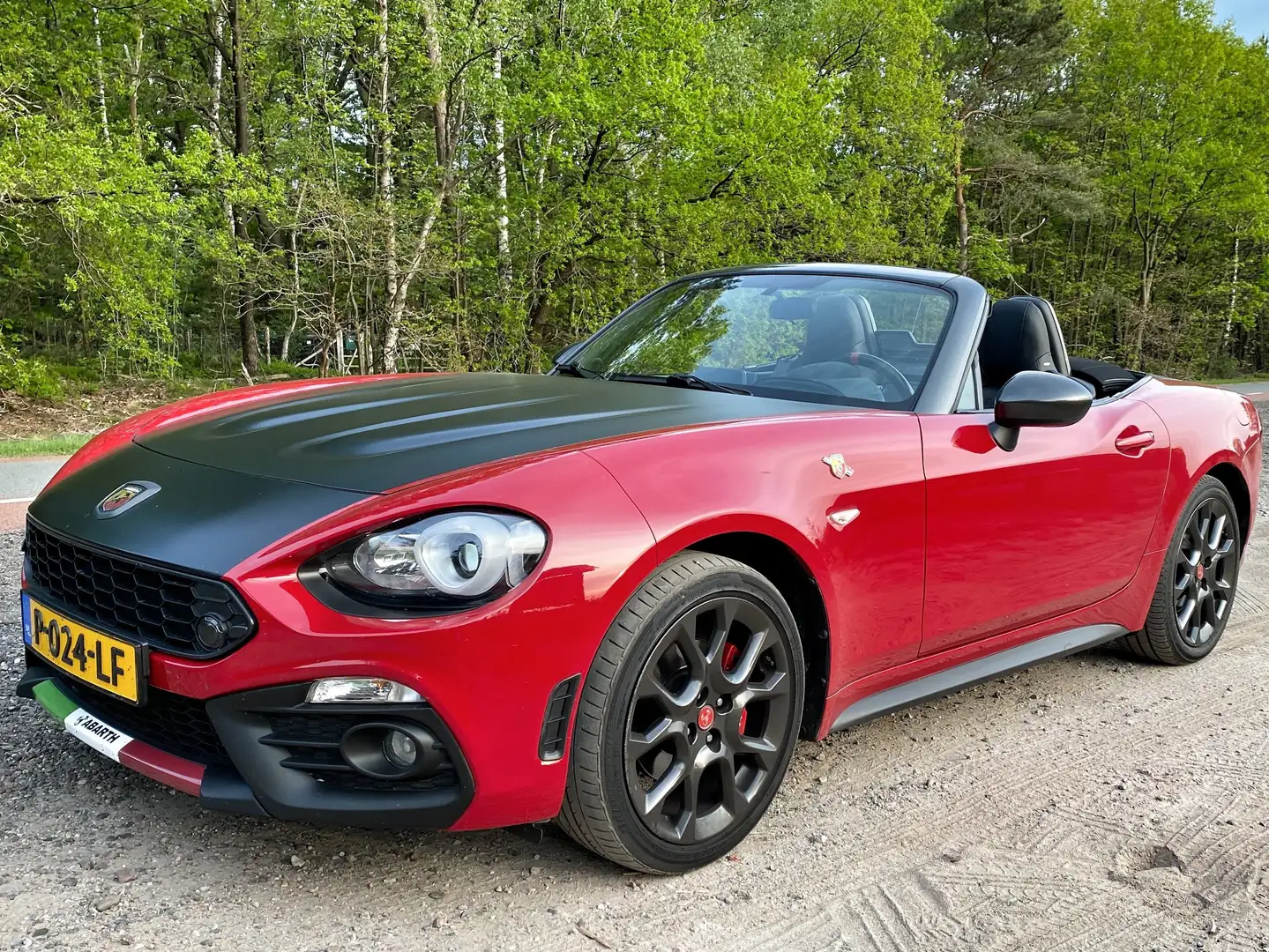 Abarth 124 Spider 1.4 M-Air Turbo | Handbak | Bose | 2e eigenaar Rood - 1