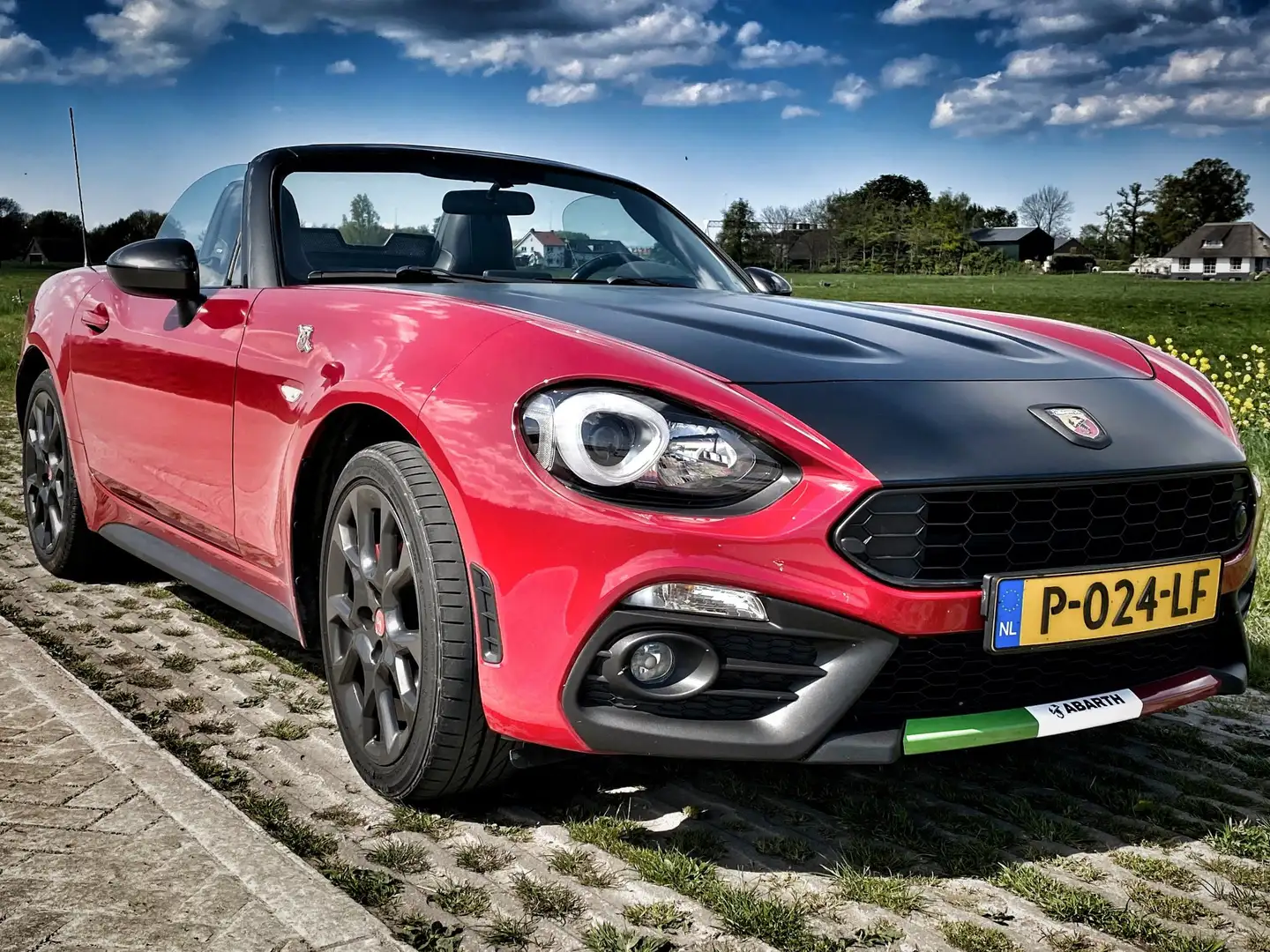 Abarth 124 Spider 1.4 M-Air Turbo | Handbak | Bose | 2e eigenaar Rood - 2