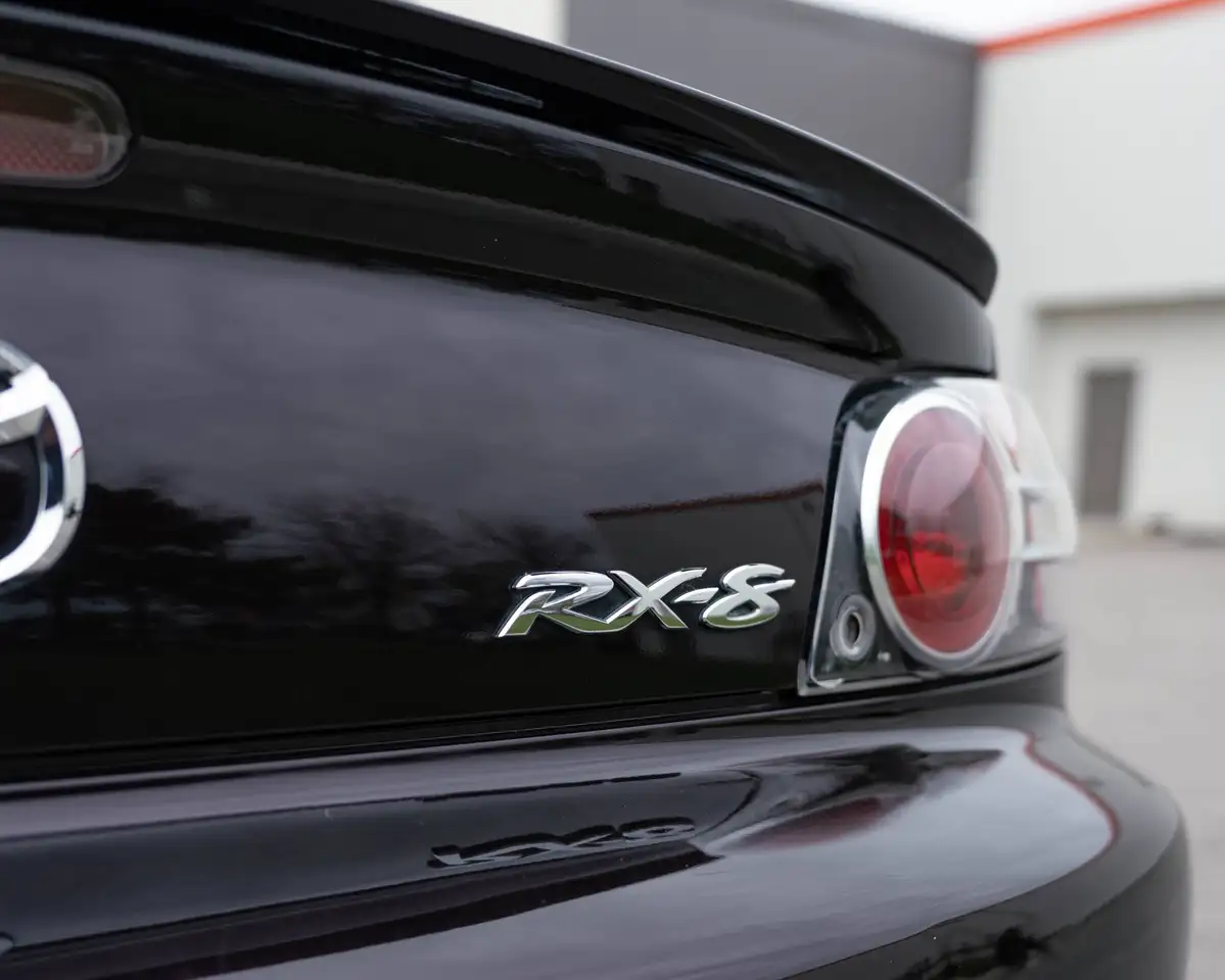 Mazda RX-8 снимка Mazda RX-8