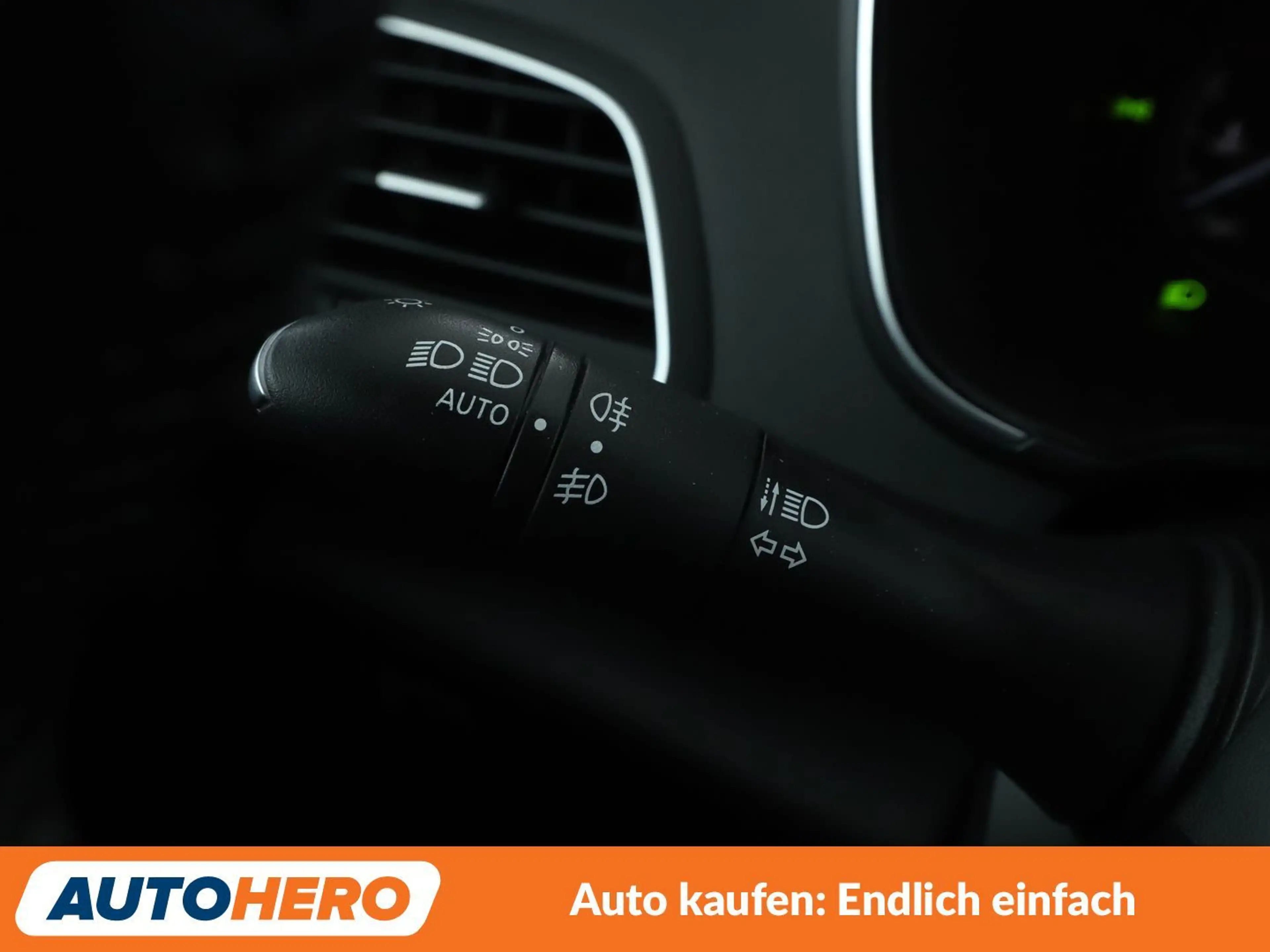 Renault Megane 1.5 BLUE dCi Business Edition *NAVI*LED*TEMPO*PDC* — photo 25