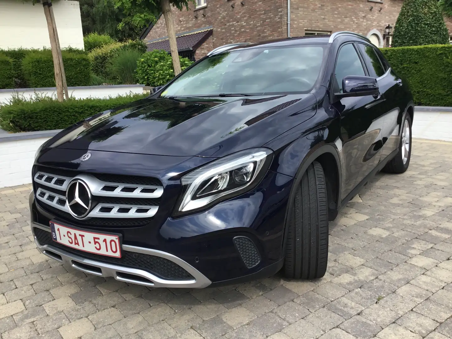 Mercedes-Benz GLA 200 GLA 200 d Bleu - 1