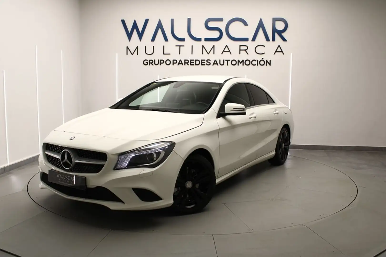 Mercedes-Benz CLA 200 CDI Urban Blanc - 2