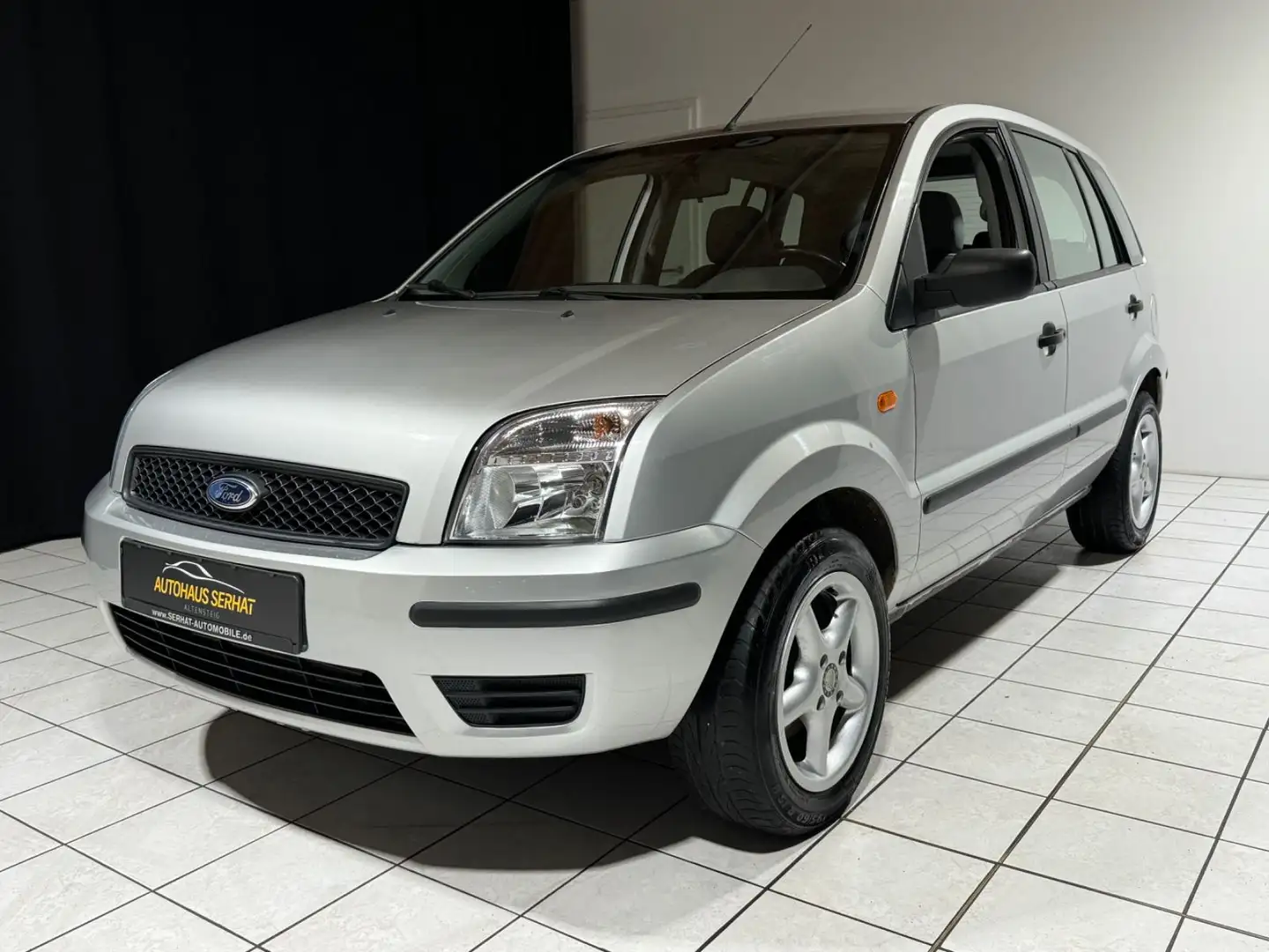 Ford Fusion Viva 1.4 16V *TÜV/AU NEU* Plateado - 1