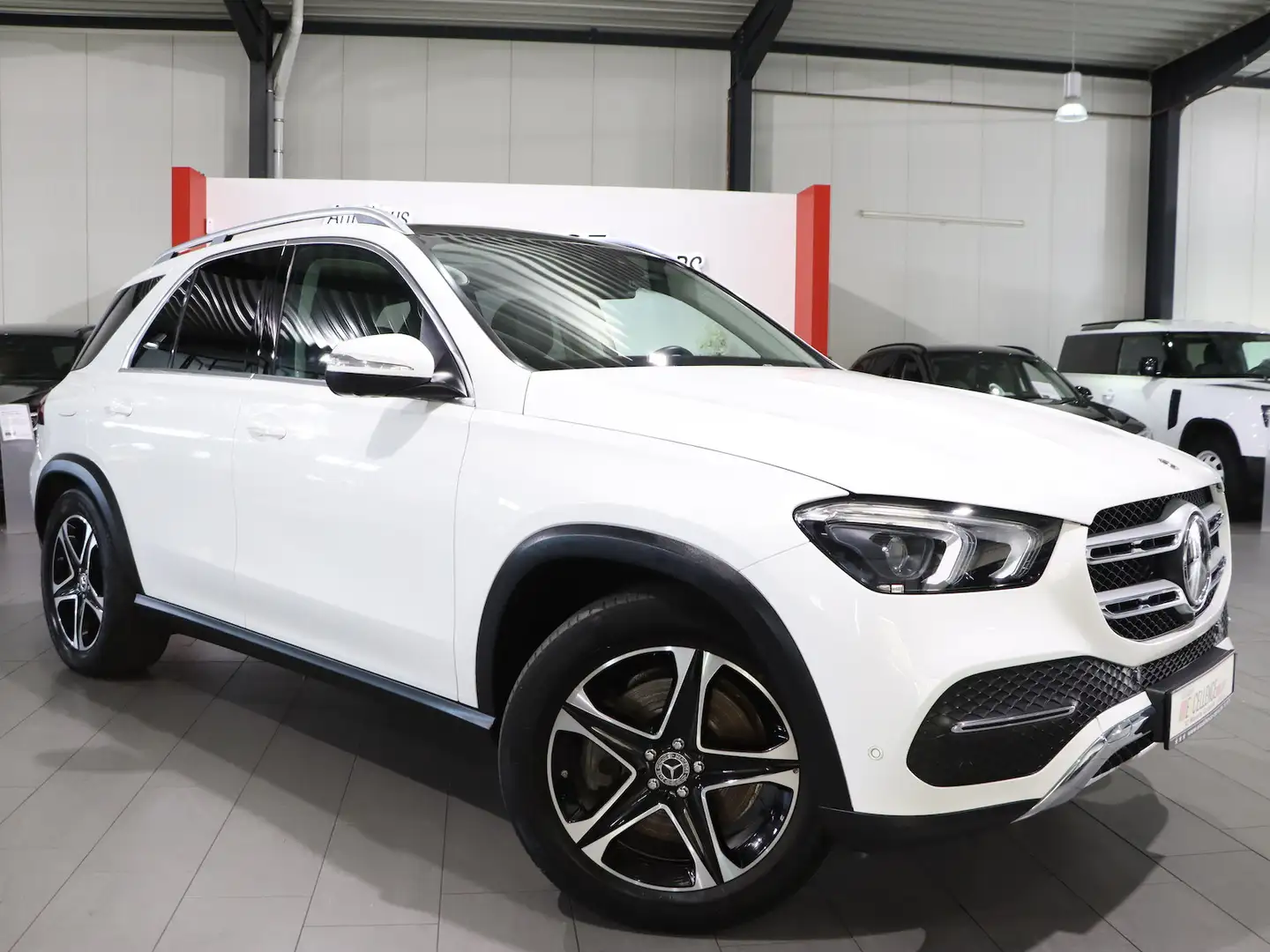 Mercedes-Benz GLE 350 e 4Matic EQ / PANORAMA / DISTRONIC / AHK Weiß - 2