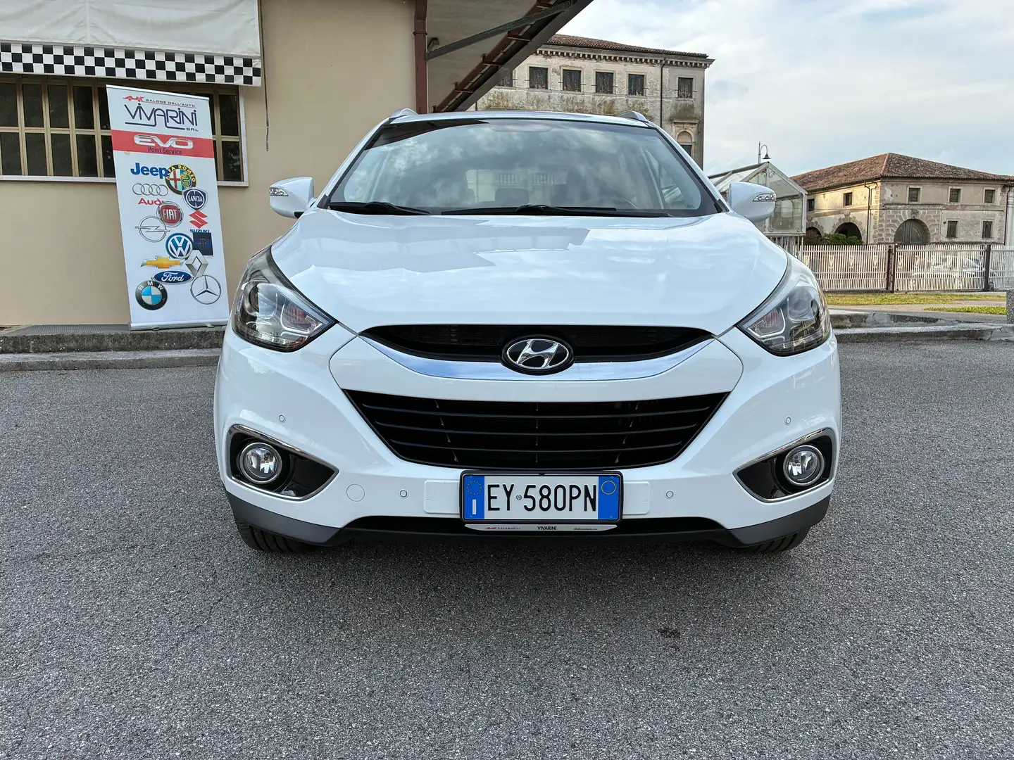 Hyundai iX35 2.0 CRDi 184CV 4WD Xpossible A/T Bianco - 2