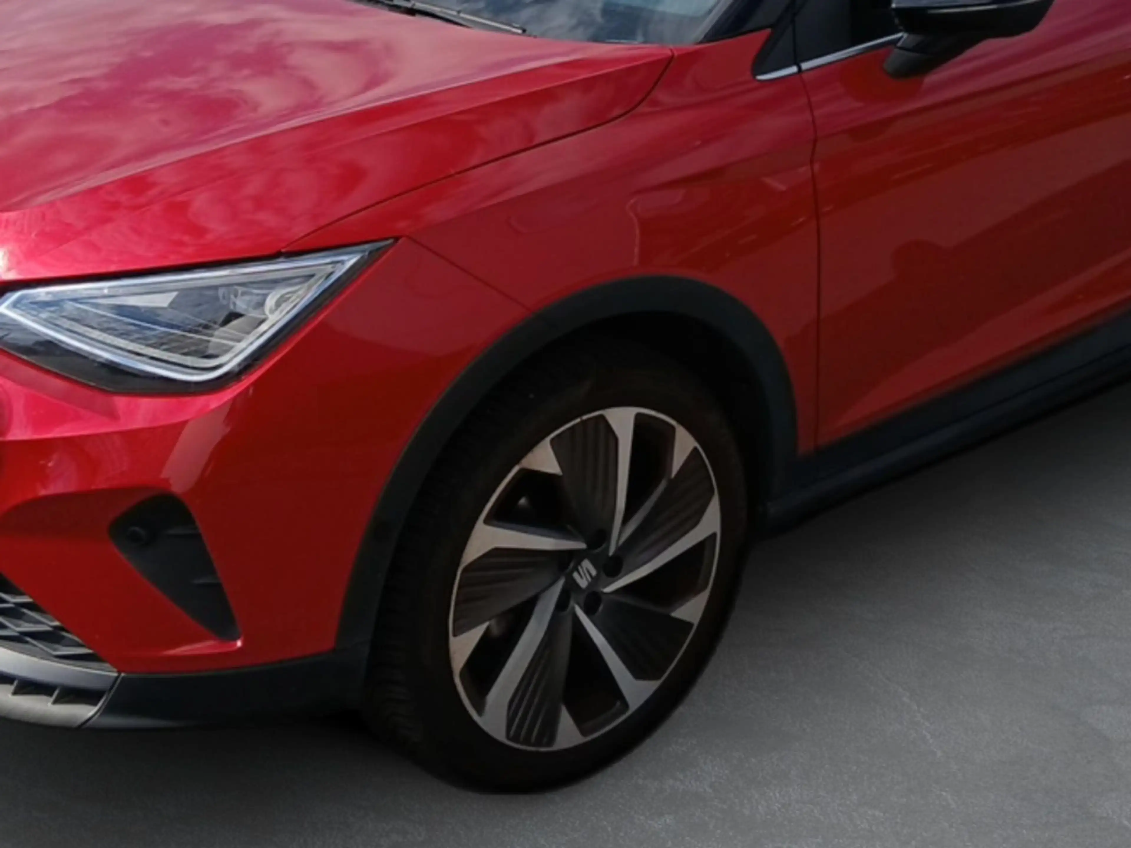 SEAT Arona 1.0 TSI FR DSG *ACC*NAV*Vision+*LED*SHZ* — photo 6