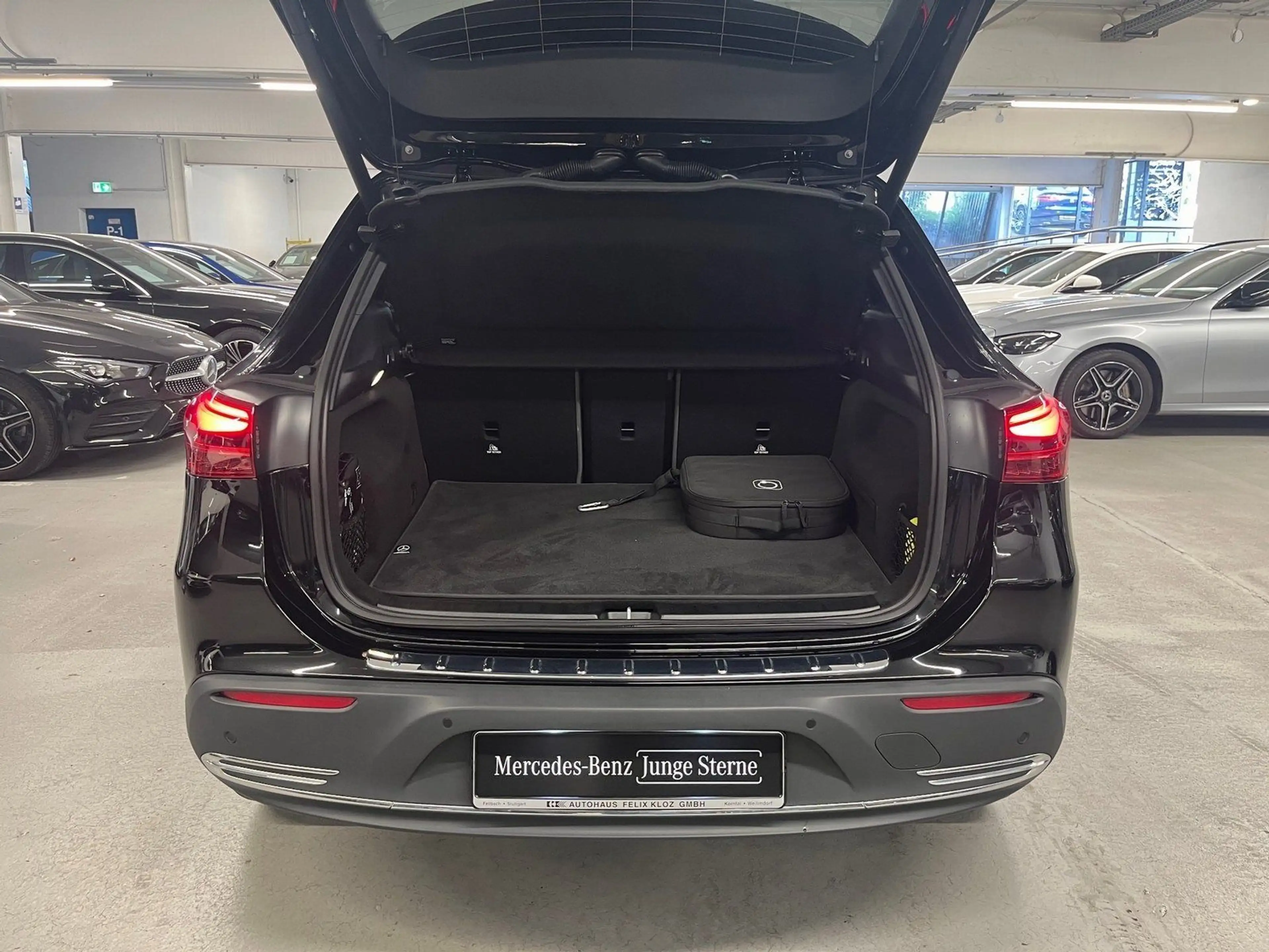 Mercedes-Benz EQA 250+ Electric Art*360°*Distronic*Totwink*LED — photo 12