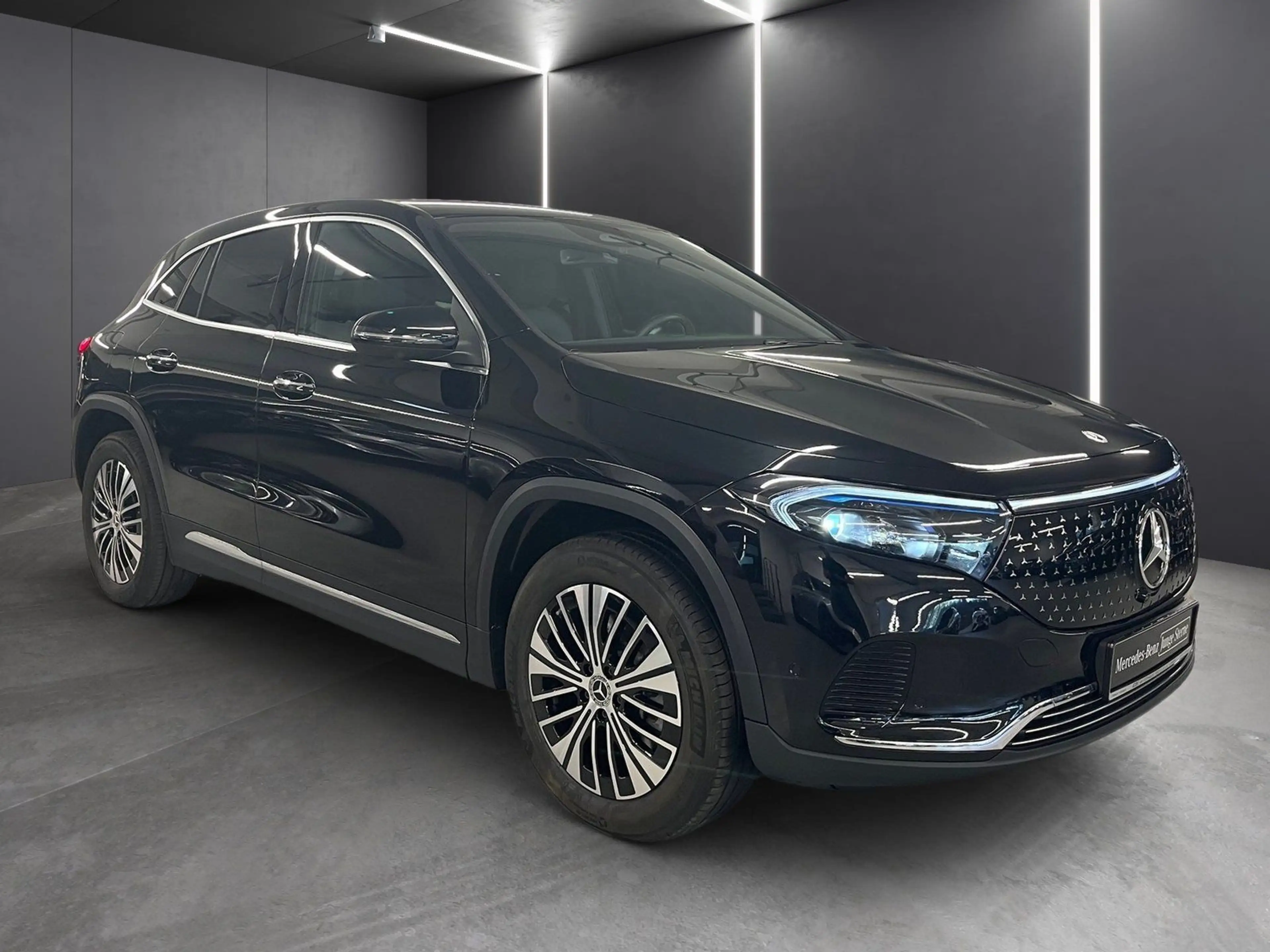 Mercedes-Benz EQA 250+ Electric Art*360°*Distronic*Totwink*LED — photo 2