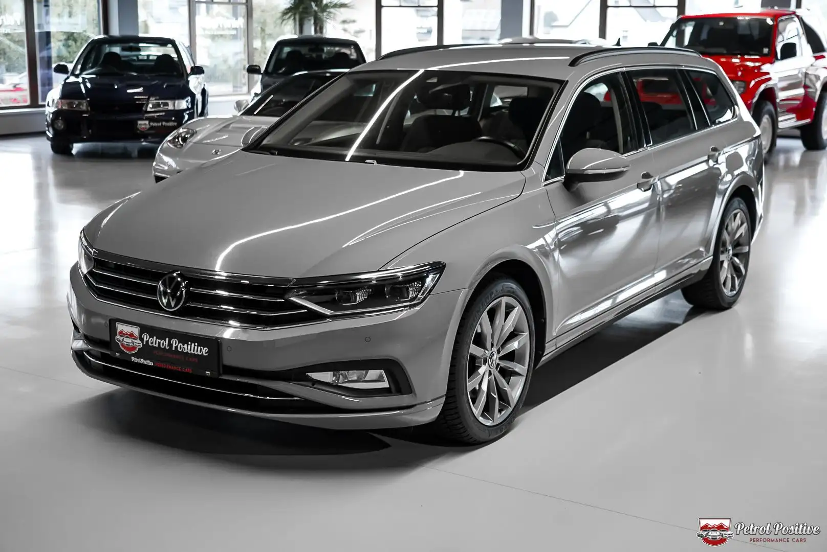 Volkswagen Passat Variant Business 2,0 SCR TDI DSG *Leasingfähig*Top Zilver - 1