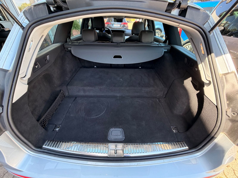 Mercedes-Benz E 300 E T-Modell AHK/KAMERA/SHZ/TEMP — photo 8