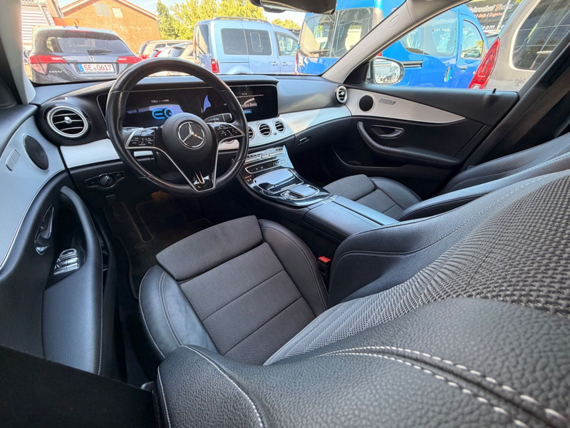 Mercedes-Benz E 300 E T-Modell AHK/KAMERA/SHZ/TEMP — photo 11
