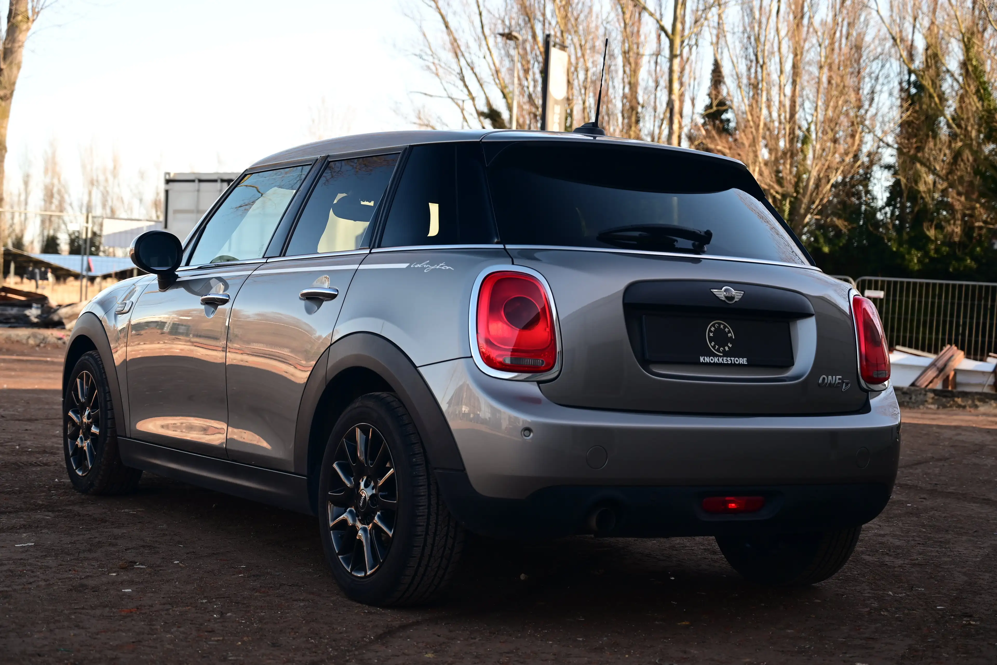 MINI One D 5 DOORS / ISLINGTON / NAVI / PDC / AIRCO / TOP — photo 7