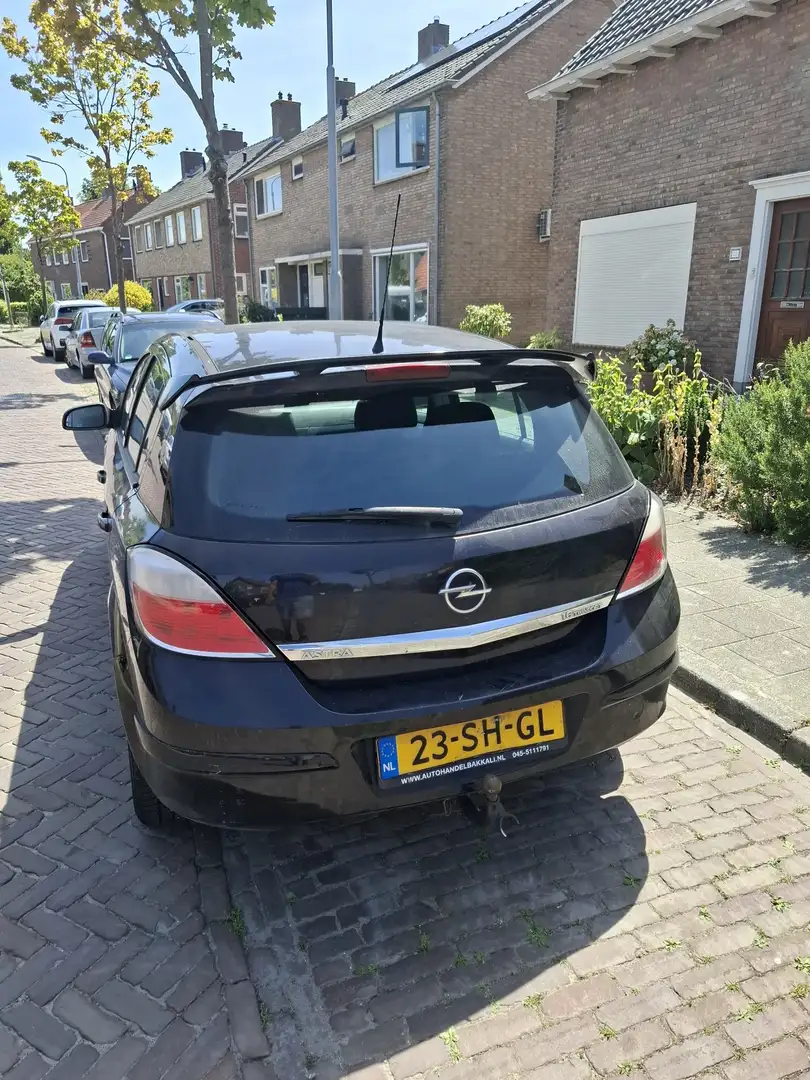 Opel Astra 1.6 Enjoy Zwart - 2