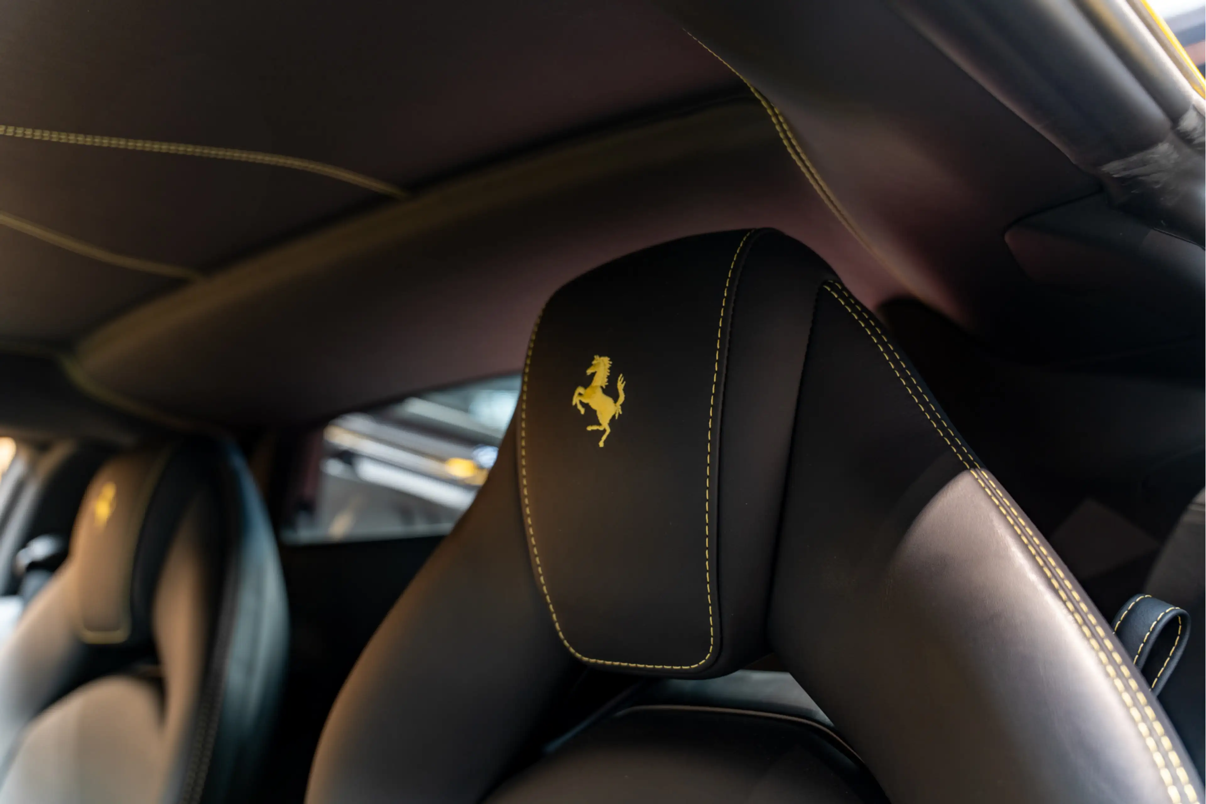 Ferrari 488 3.9 GTB HELE Coupé 3.9 GTB HELE — photo 44