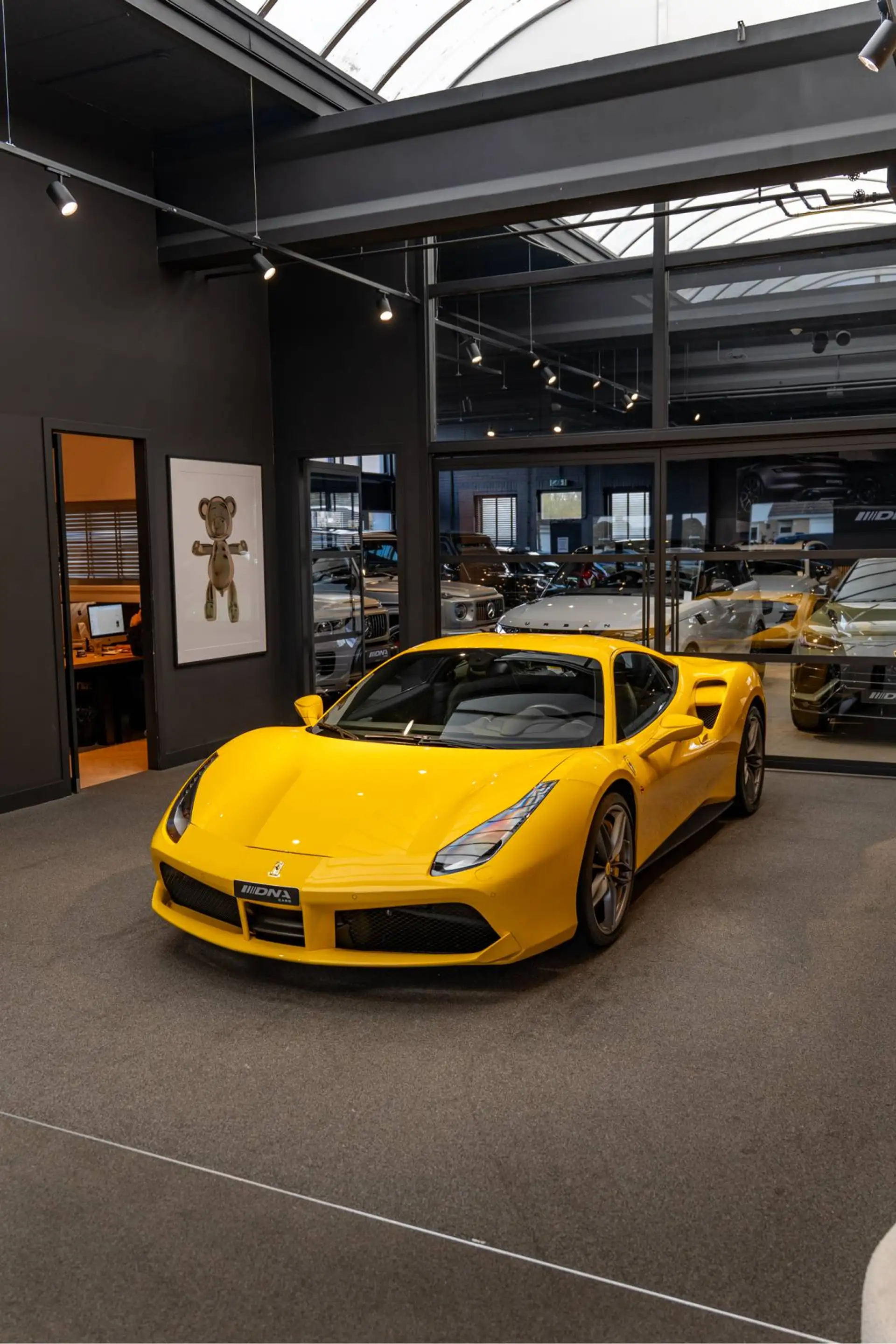 Ferrari 488 3.9 GTB HELE Coupé 3.9 GTB HELE — photo 23