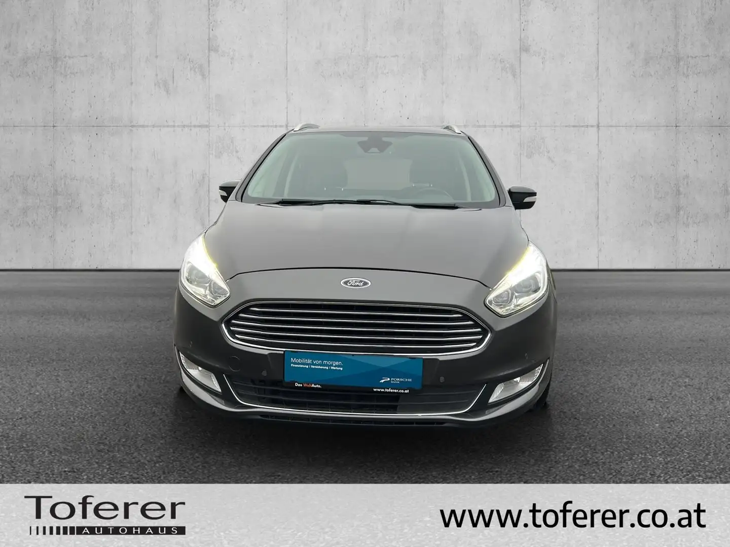 Ford Galaxy 2,0 TDCi AWD Titanium Start/Stop Grau - 2