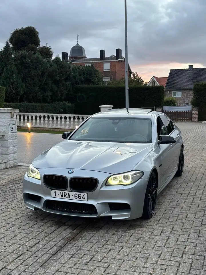BMW 518
