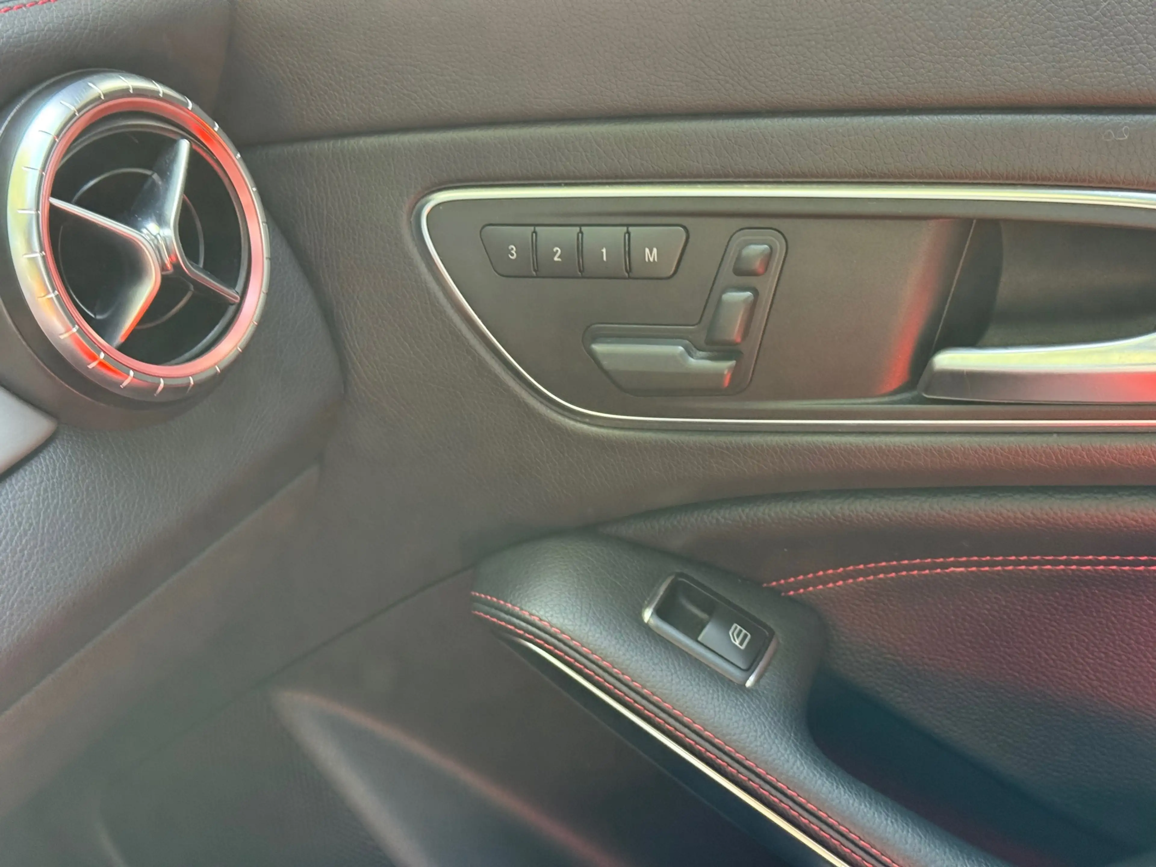 Mercedes-Benz CLA 250 Sport Ambition AMG l Pano l Memory l Standkachel l — photo 21