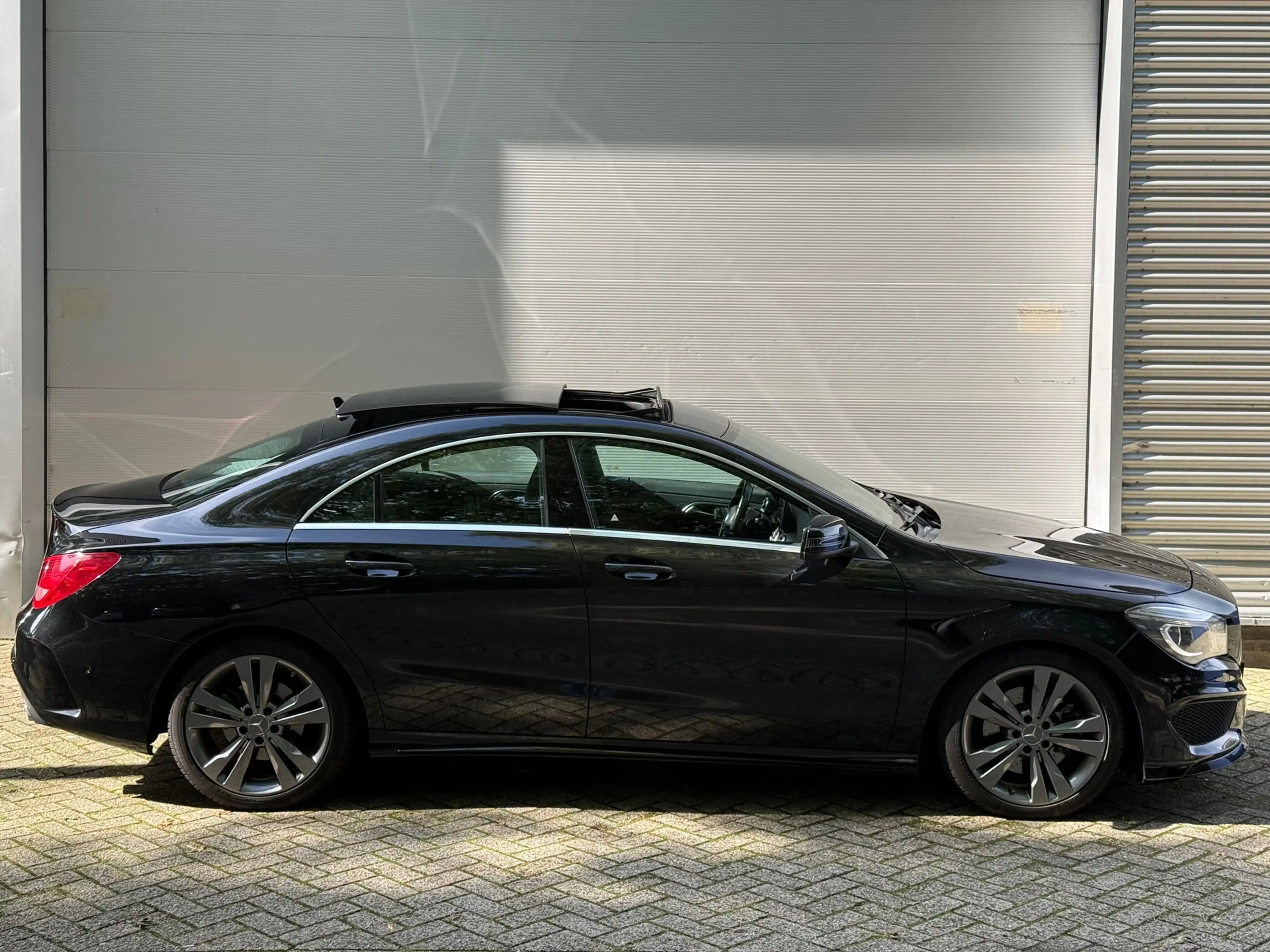 Mercedes-Benz CLA 250 Sport Ambition AMG l Pano l Memory l Standkachel l — photo 2