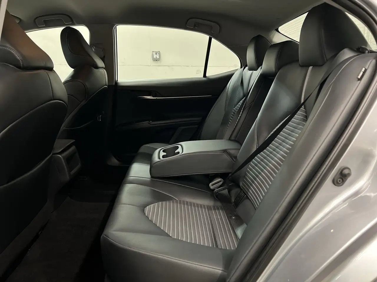 Toyota Camry снимка Toyota Camry