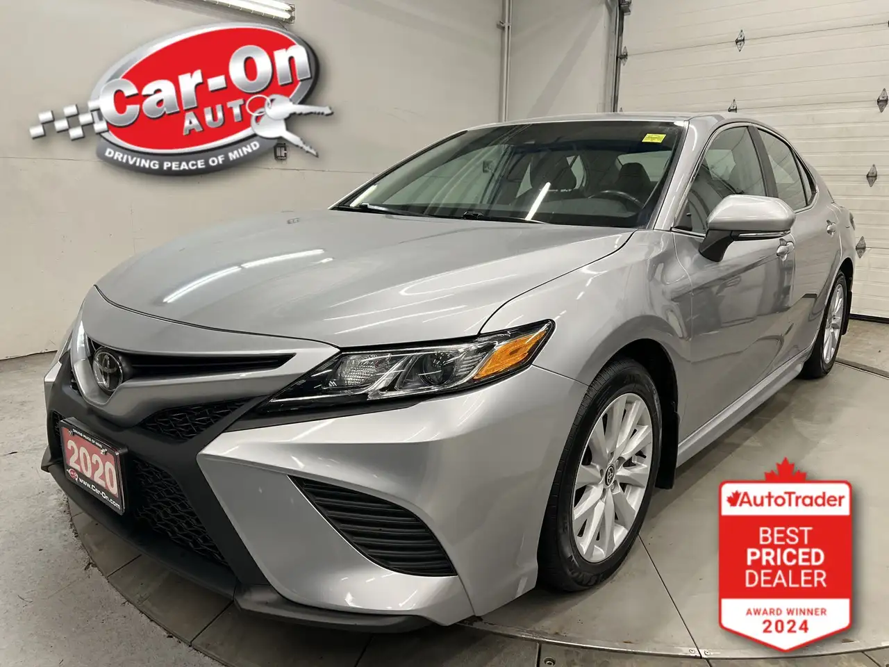 Toyota Camry снимка Toyota Camry