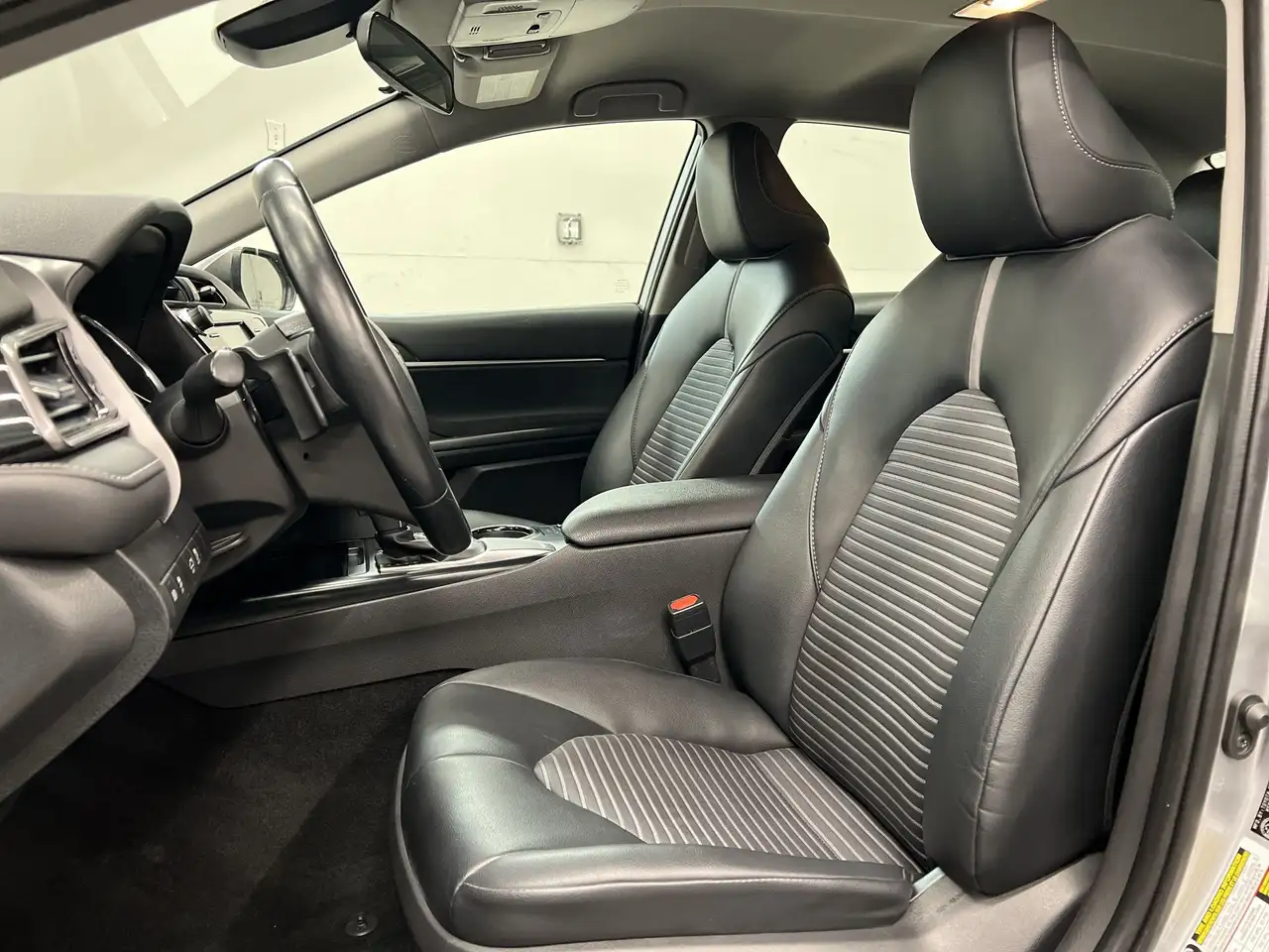 Toyota Camry снимка Toyota Camry