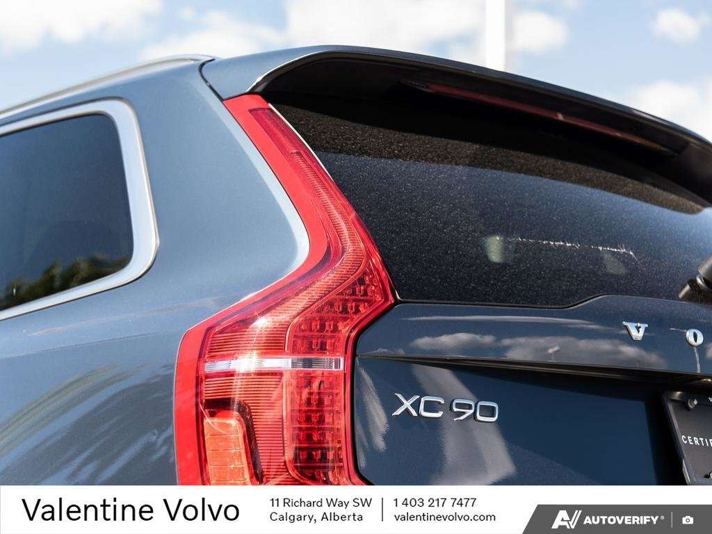2023 Volvo XC90 thumb 12