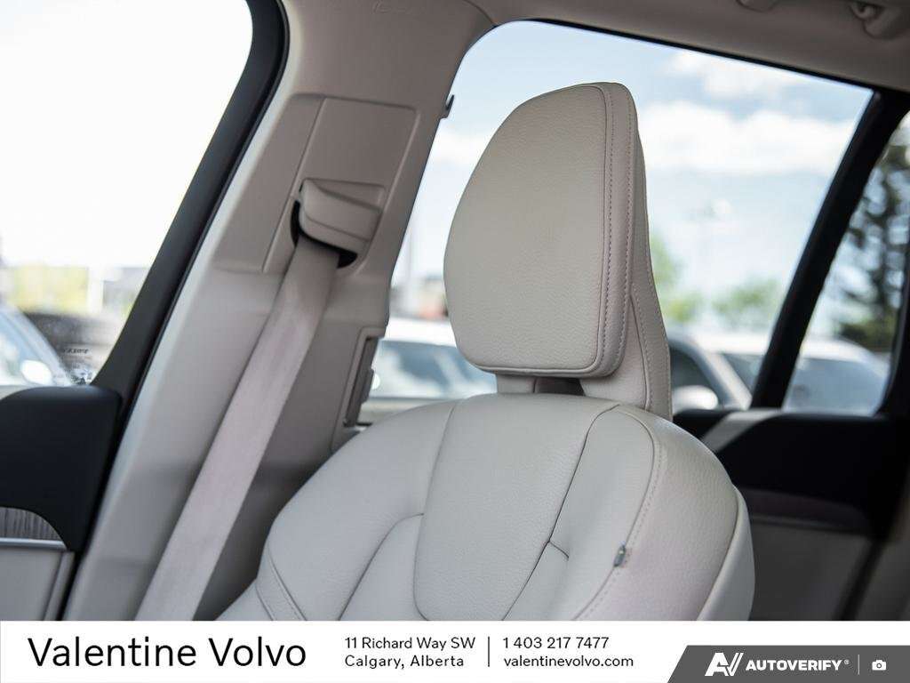 2023 Volvo XC90 thumb 23