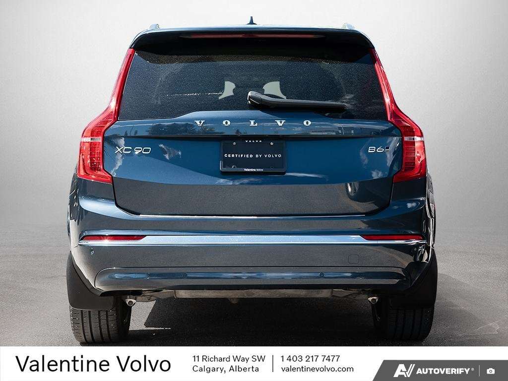 2023 Volvo XC90 alt 5