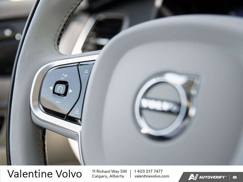 2023 Volvo XC90 thumb 18