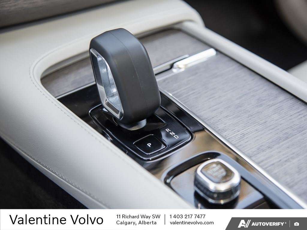 2023 Volvo XC90 thumb 19