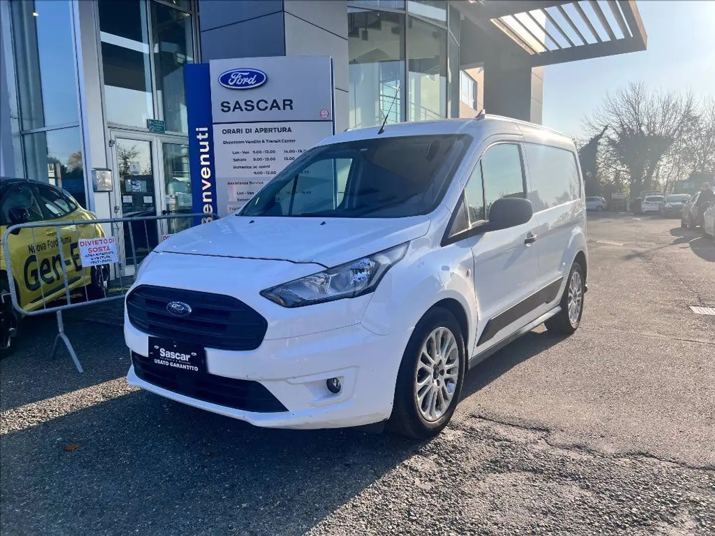 Ford Transit Connect 200 1.5 tdci 120cv Trend auto L1H1 E6 Blanc - 1