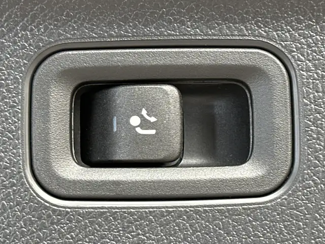 Mercedes-Benz A view 8