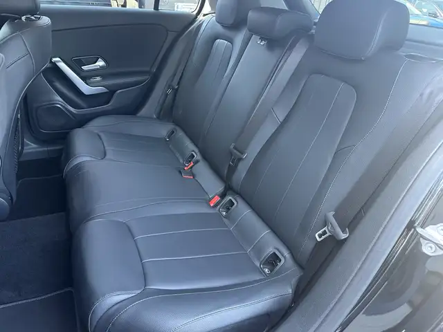 Mercedes-Benz A view 12